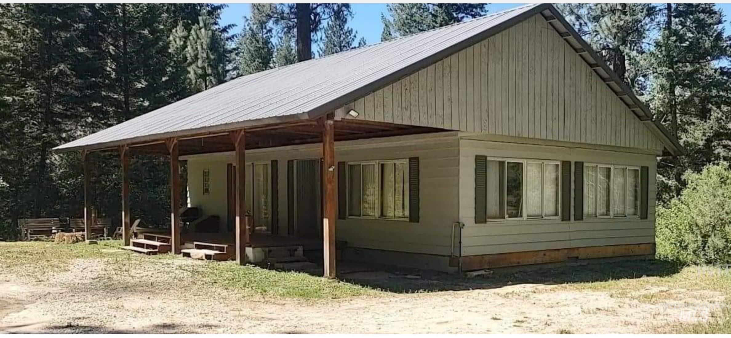 14 Summer Drive, Garden Valley, Idaho 83622, 2 Bedrooms, 2 Bathrooms, Residential For Sale, Price $275,000,MLS 98902045