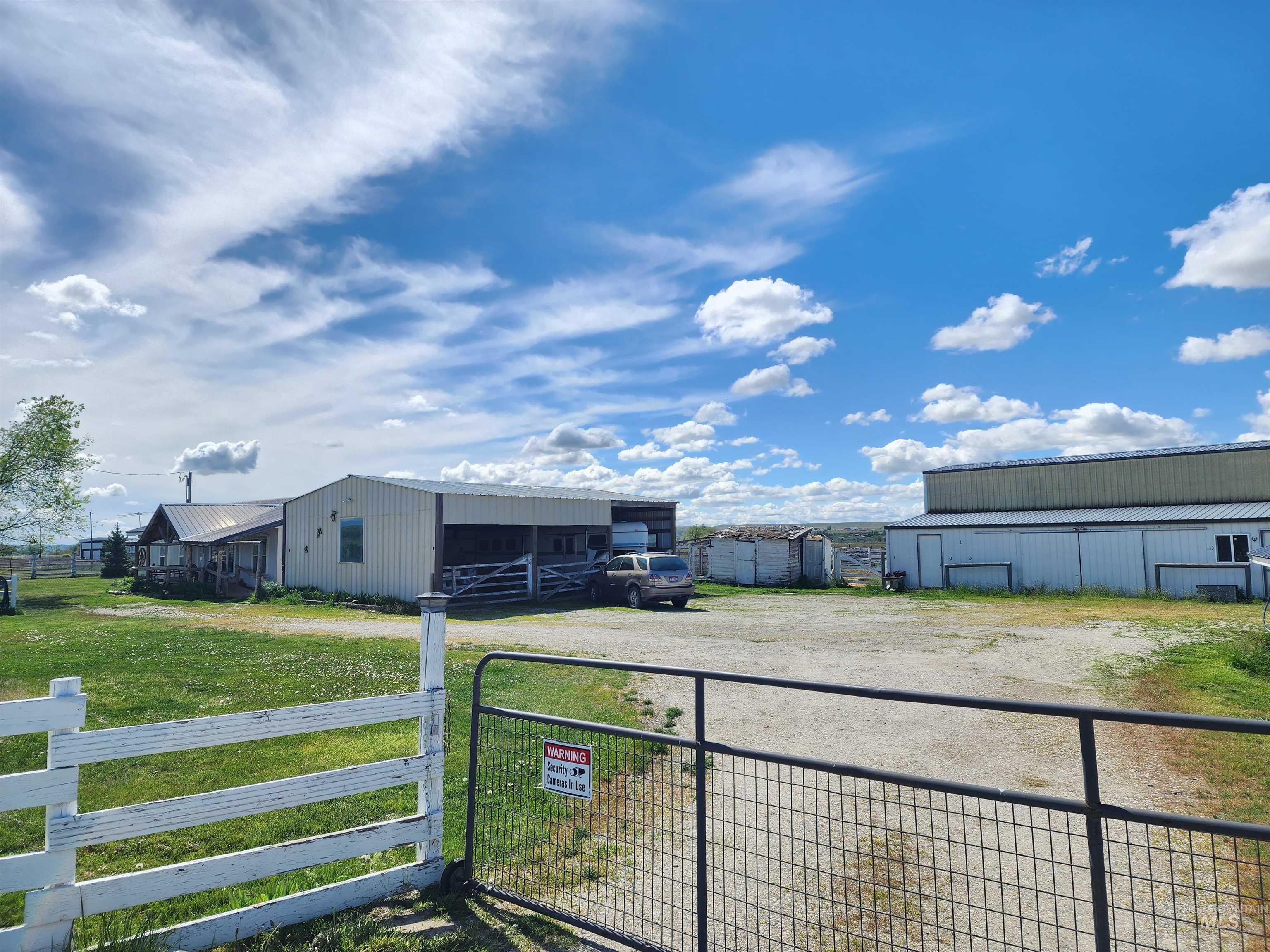 6715 HWY 52, New Plymouth, Idaho 83655, 3 Bedrooms, 2 Bathrooms, Farm & Ranch For Sale, Price $694,900,MLS 98902240