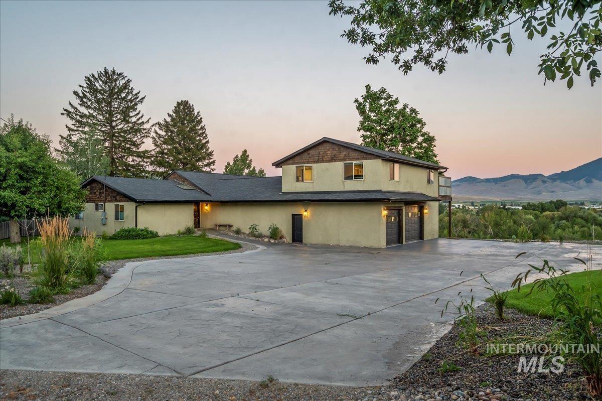 401 W 2Nd Ave, Salmon, Idaho 83467-3828, Residential Income For Sale, Price $1,275,000,MLS 98902320
