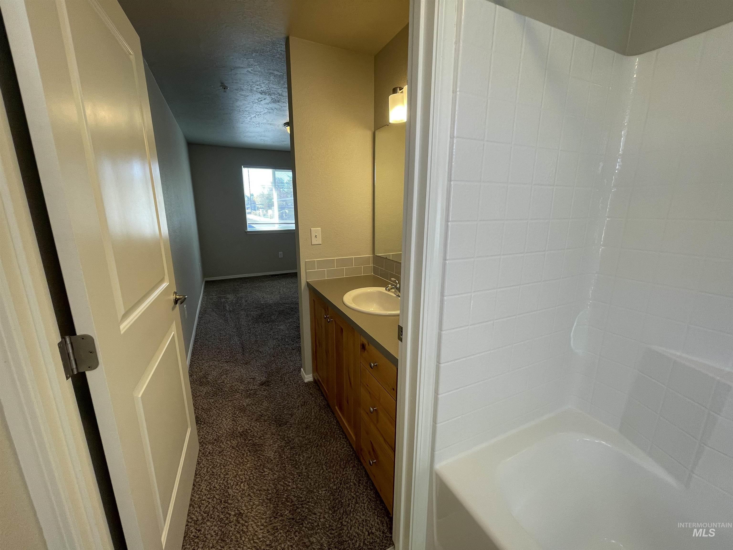 11006 W Ustick Rd. 102, Boise, Idaho 83713-5025, 2 Bedrooms, 2 Bathrooms, Rental For Rent, Price $1,395,MLS 98902325