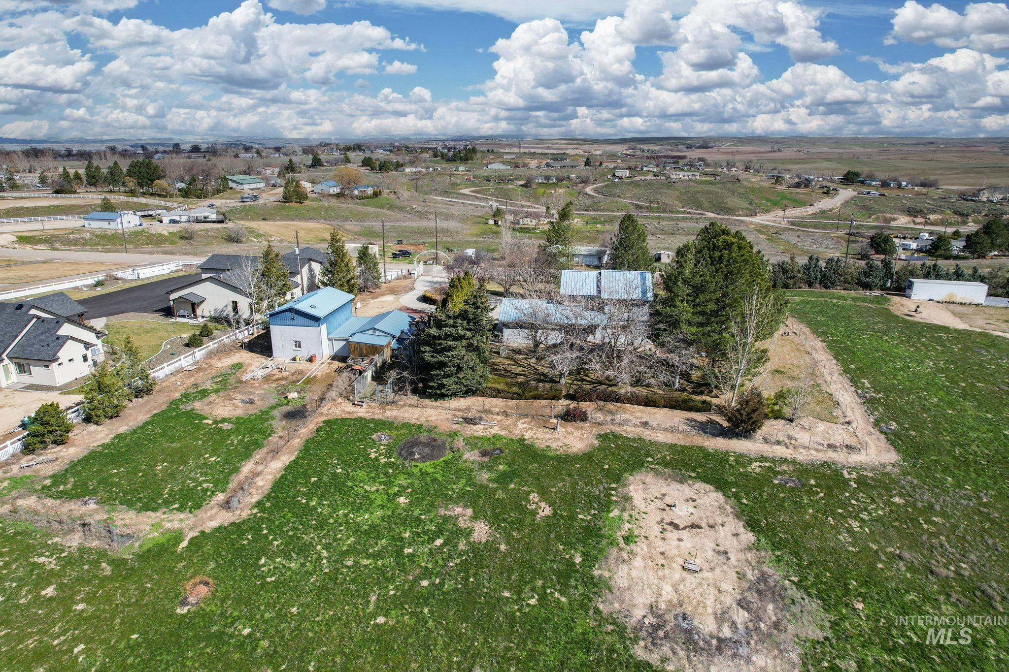 4945 Canal Lane, Fruitland, Idaho 83619-0000, 3 Bedrooms, 3.5 Bathrooms, Residential For Sale, Price $629,999,MLS 98902405