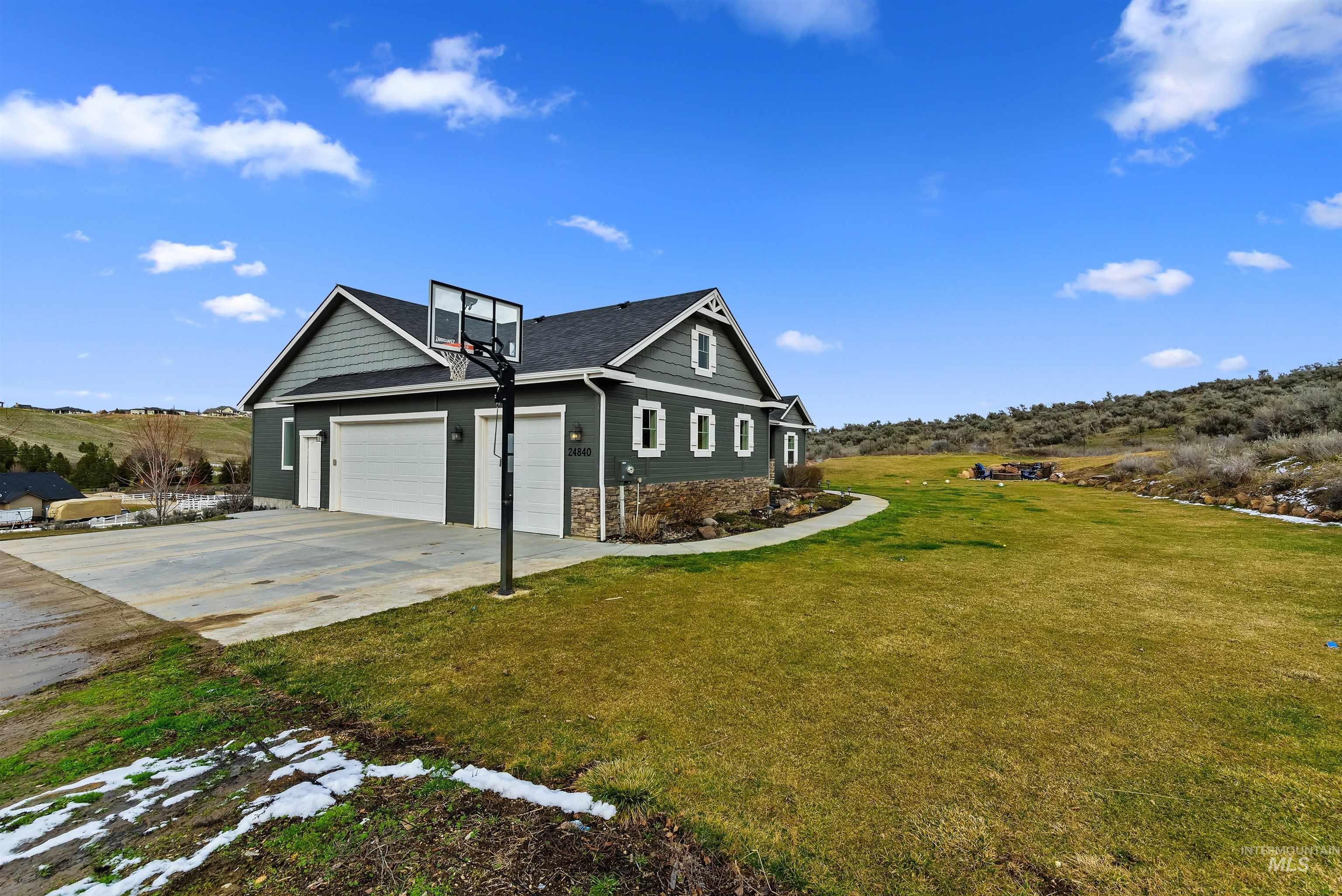 24840 Valley Run Place, Star, Idaho 83669, 5 Bedrooms, 3 Bathrooms, Residential For Sale, Price $1,100,000,MLS 98902425