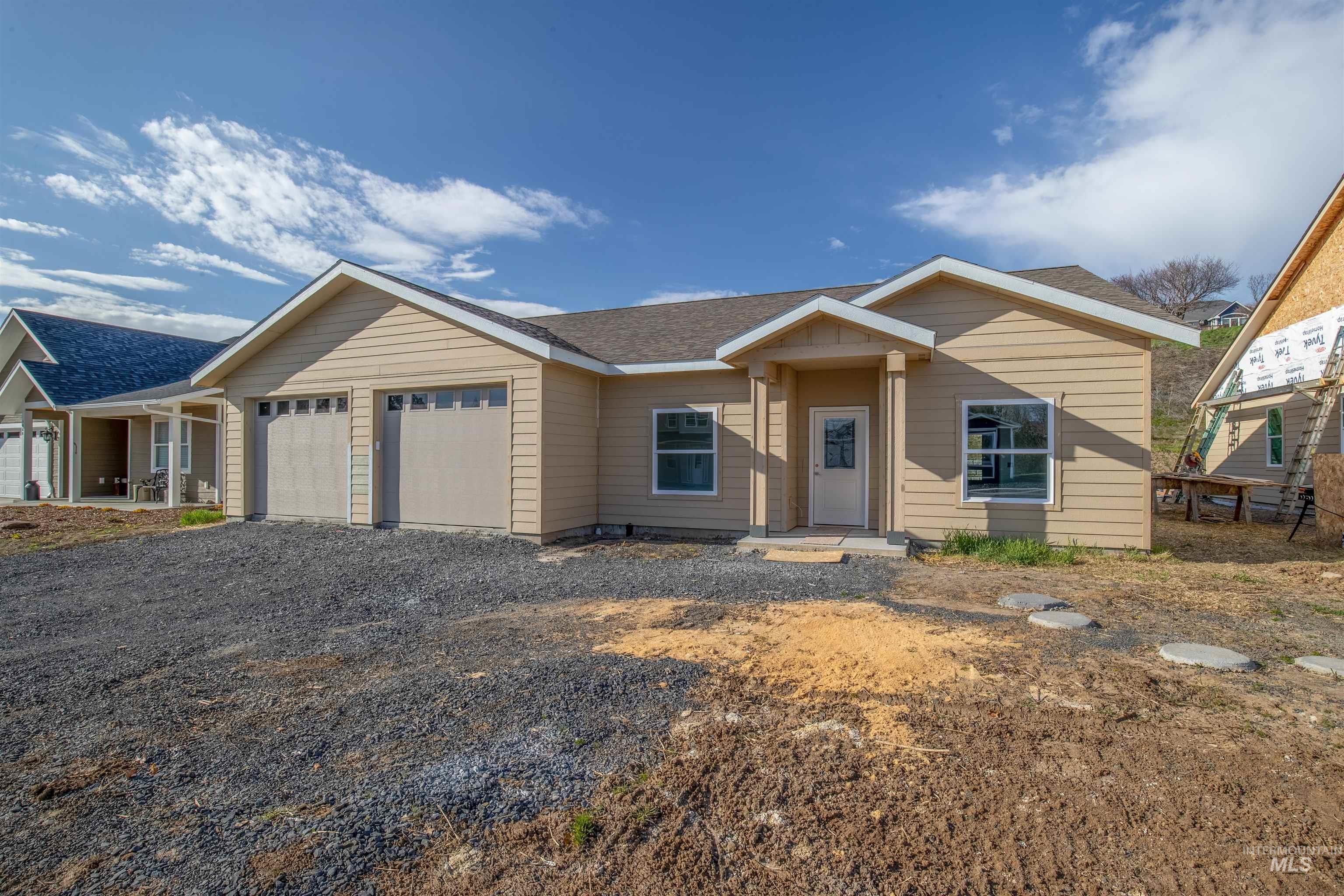1978 West View Dr., Moscow, Idaho 83843, 3 Bedrooms, 2 Bathrooms, Residential For Sale, Price $642,000,MLS 98902428