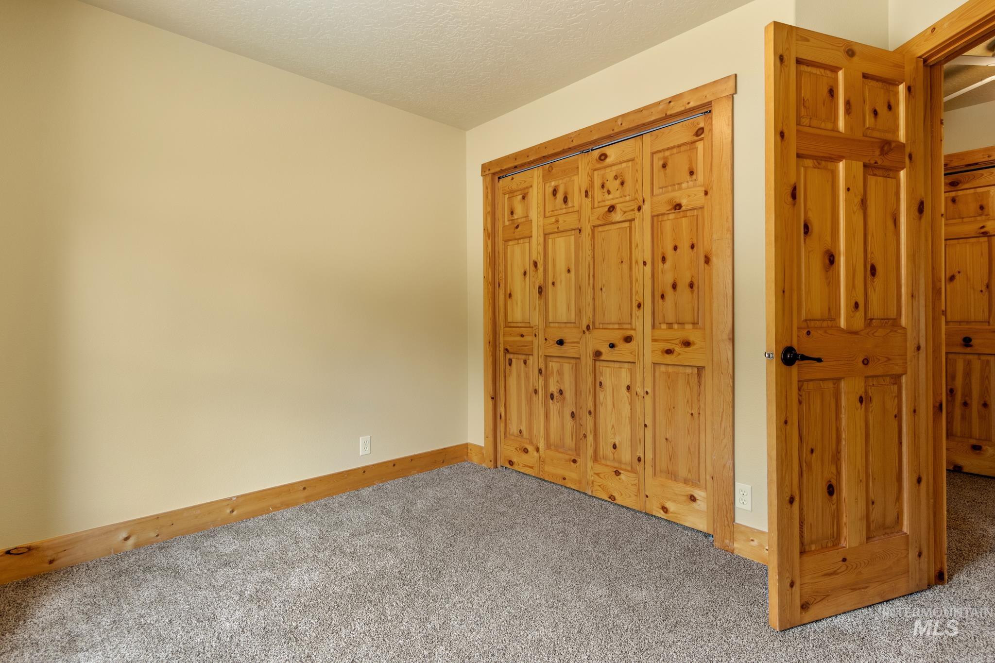Prospector Ln, Idaho City, Idaho 83631, 5 Bedrooms, 3 Bathrooms, Residential For Sale, Price $559,000,MLS 98902449
