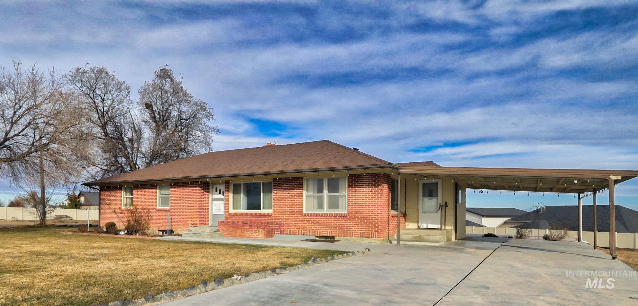 11652 Lake Lowell Ave., Nampa, Idaho 83686, 5 Bedrooms, Business/Commercial For Sale, Price $825,000,MLS 98902458