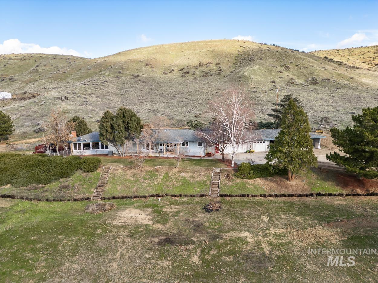 12164 Hill Rd, Payette, Idaho 83661, 3 Bedrooms, 3 Bathrooms, Residential For Sale, Price $659,900,MLS 98902676