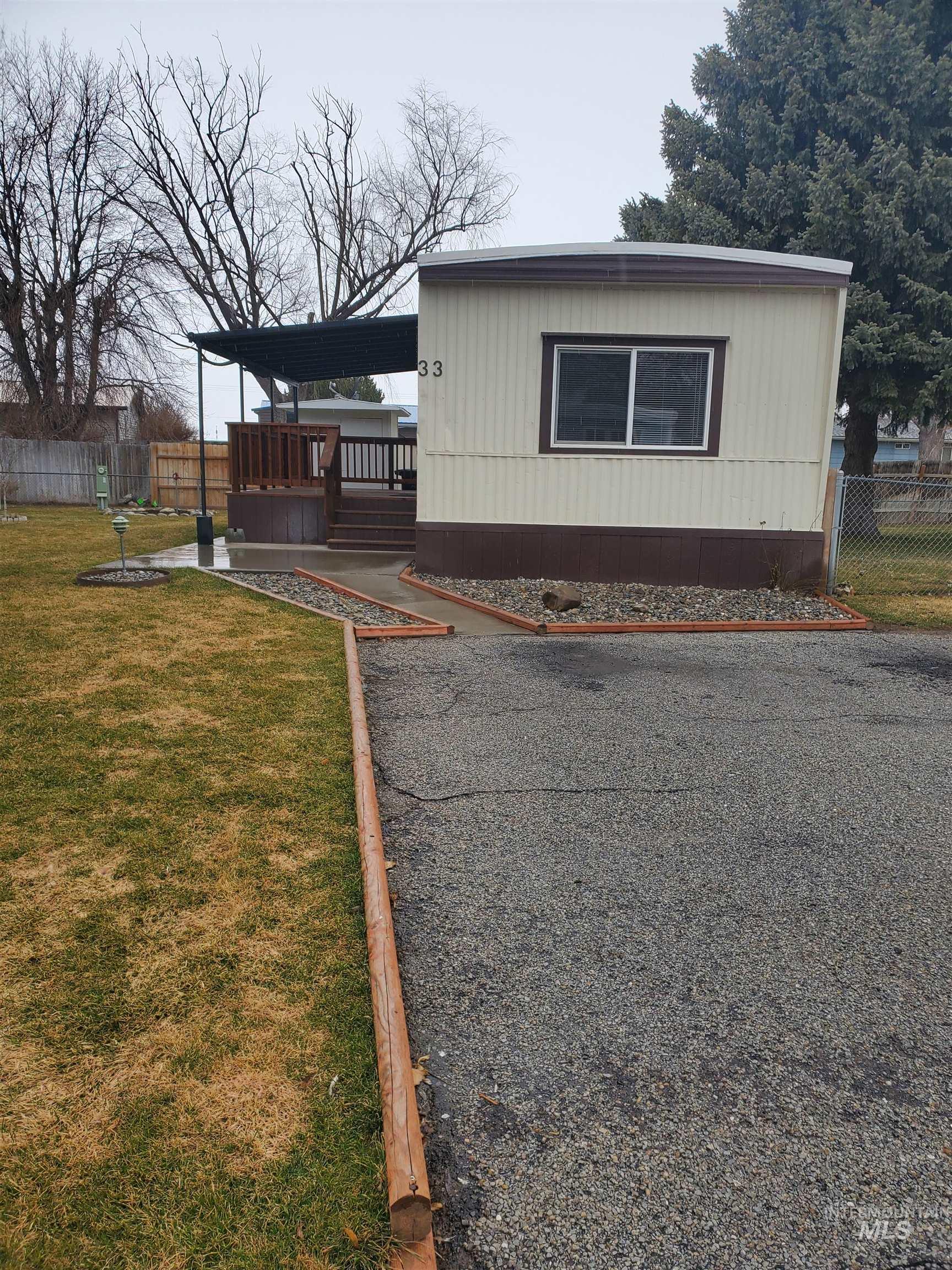 198 South Hills Rd, Twin Falls, Idaho 83301-0000, 3 Bedrooms, 1 Bathroom, Residential For Sale, Price $72,900,MLS 98902857