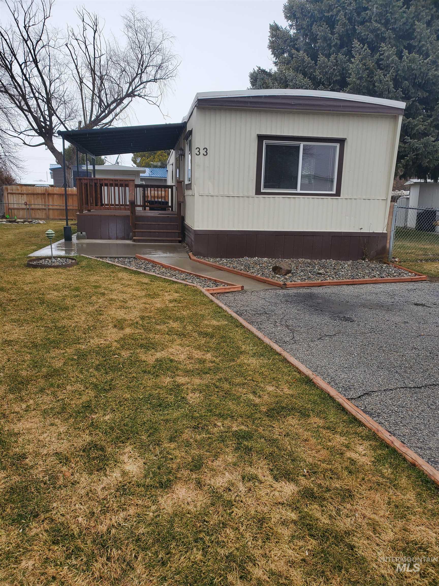 198 South Hills Rd, Twin Falls, Idaho 83301-0000, 3 Bedrooms, 1 Bathroom, Residential For Sale, Price $72,900,MLS 98902857
