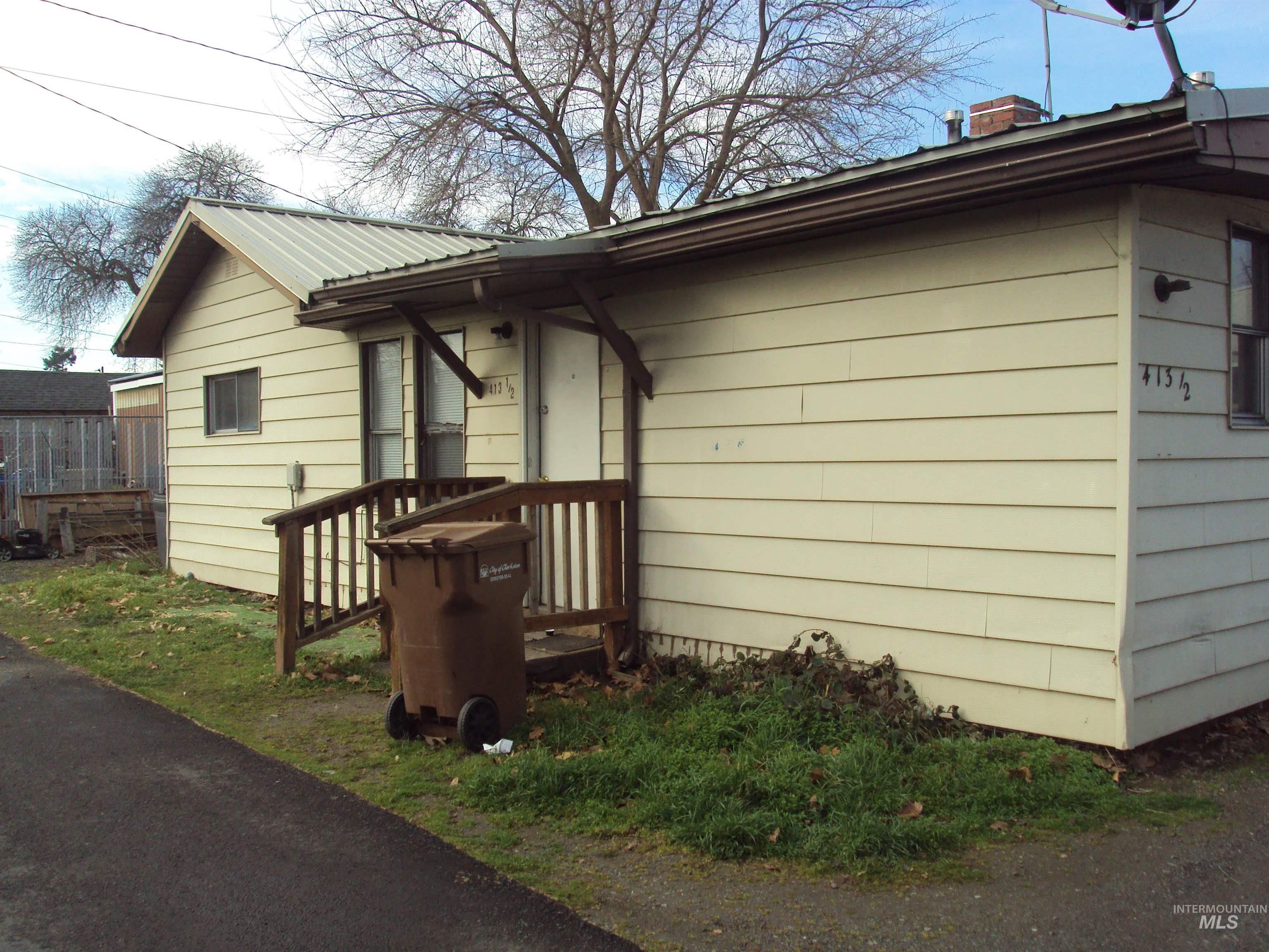 409, 411, 413 & 9th Street, Clarkston, Washington 99403, 4 Bedrooms, 2 Bathrooms, Residential Income For Sale, Price $600,000, 98902961