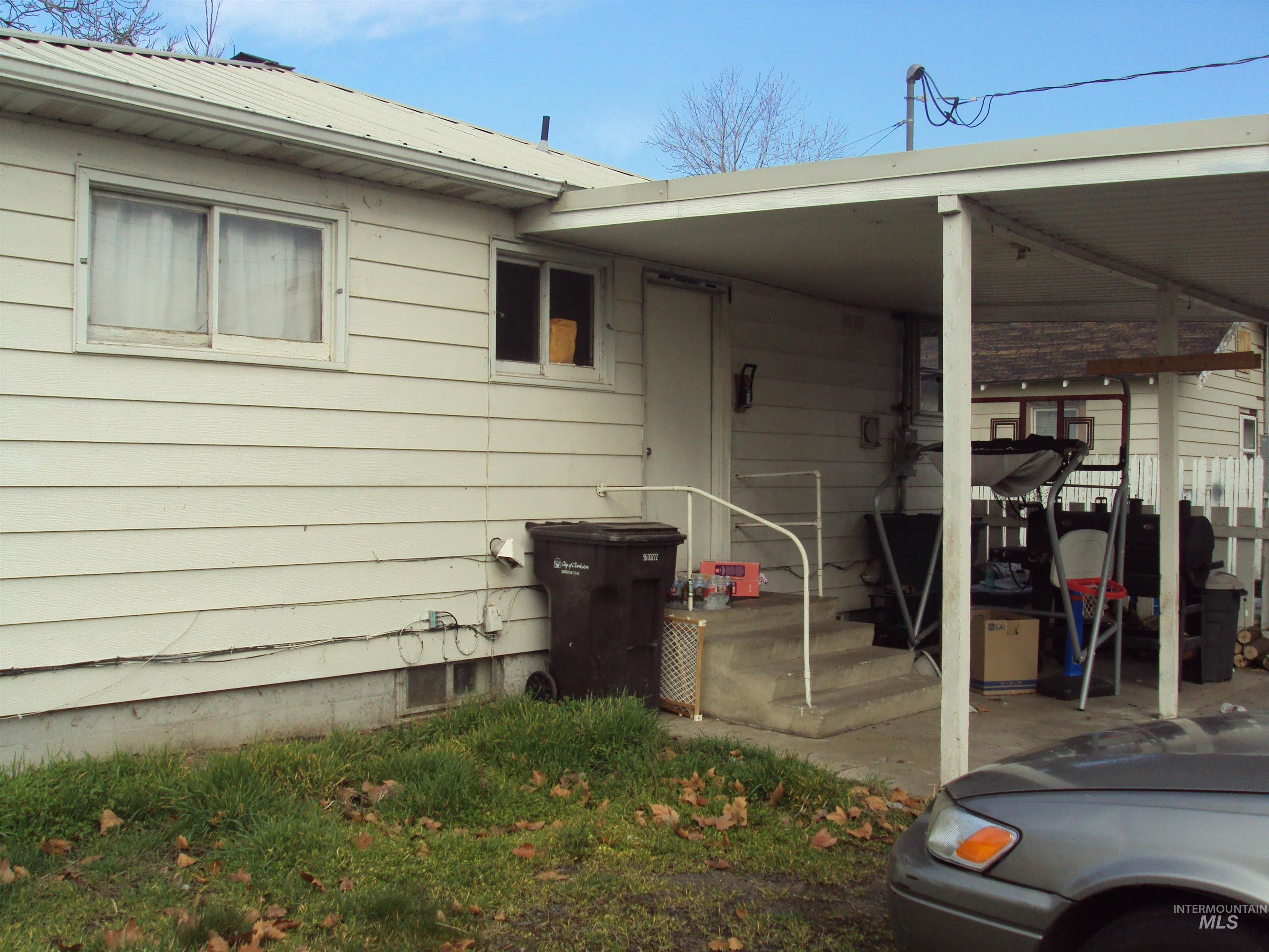 409, 411, 413 & 9th Street, Clarkston, Washington 99403, 4 Bedrooms, 2 Bathrooms, Residential Income For Sale, Price $600,000, 98902961