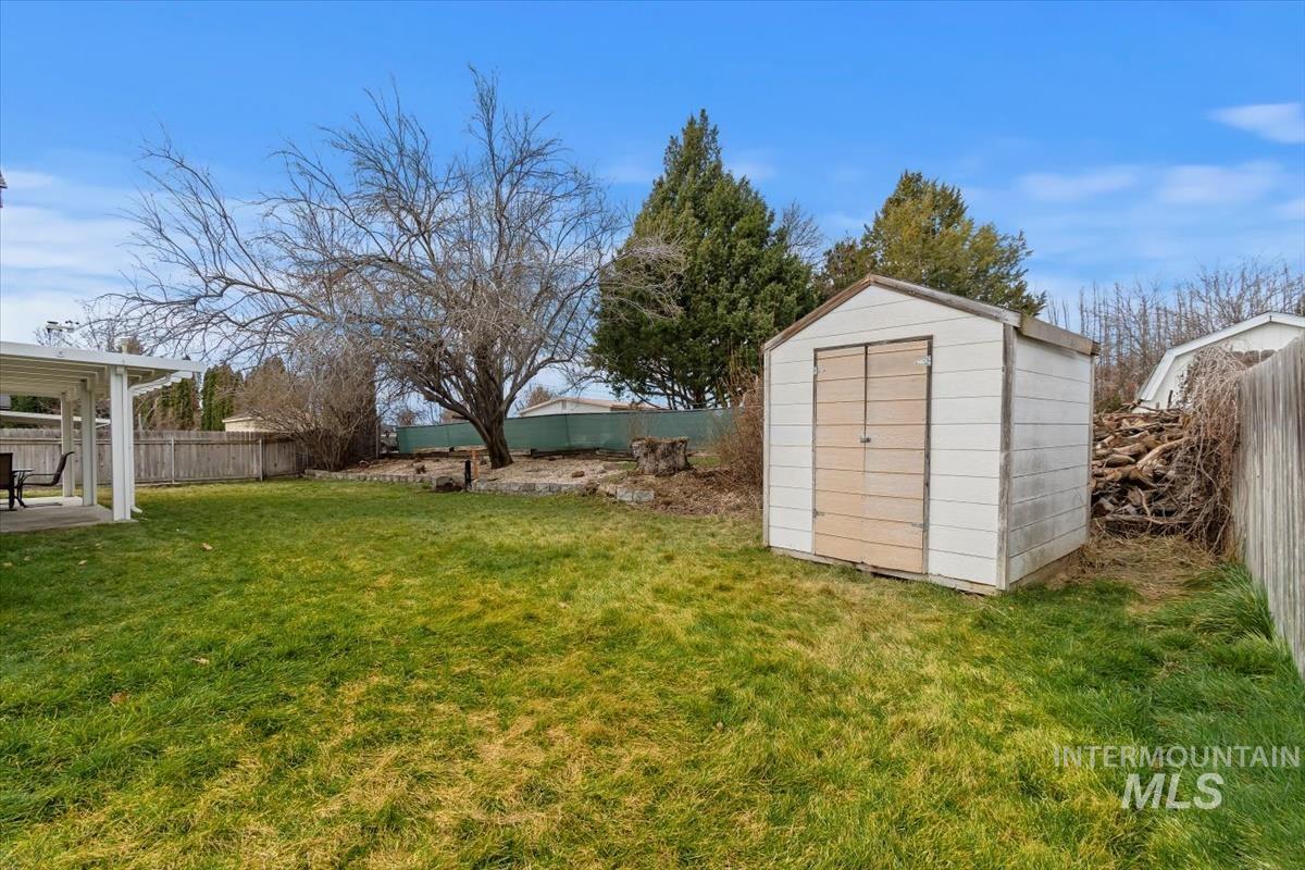 79 S Rockhurst Way, Nampa, Idaho 83651, 3 Bedrooms, 2 Bathrooms, Residential For Sale, Price $372,500,MLS 98903071