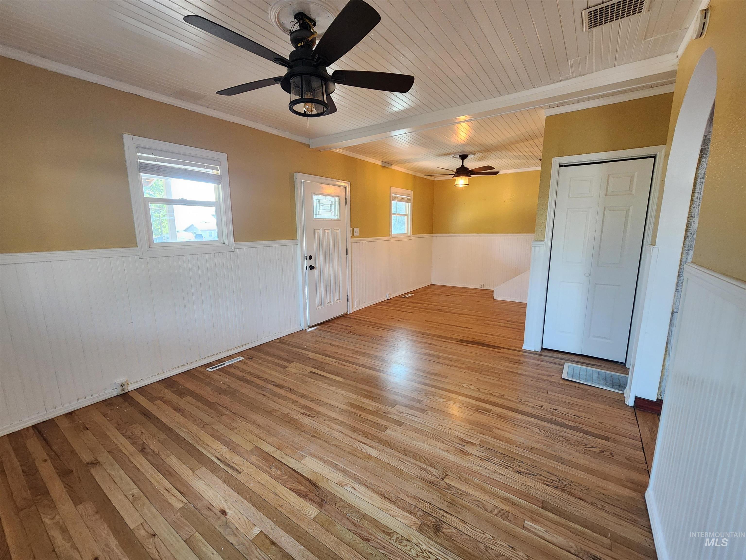 1419 16th Avenue, Clarkston, Washington 99403, 3 Bedrooms, 2 Bathrooms, Residential For Sale, Price $385,000, 98903100