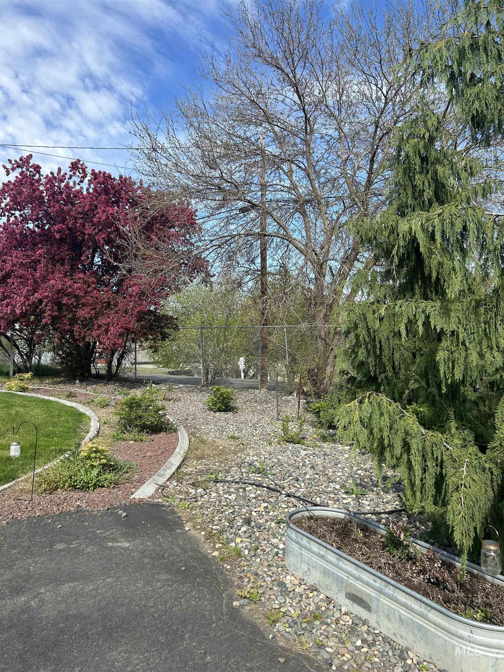 1419 16th Avenue, Clarkston, Washington 99403, 3 Bedrooms, 2 Bathrooms, Residential For Sale, Price $385,000, 98903100