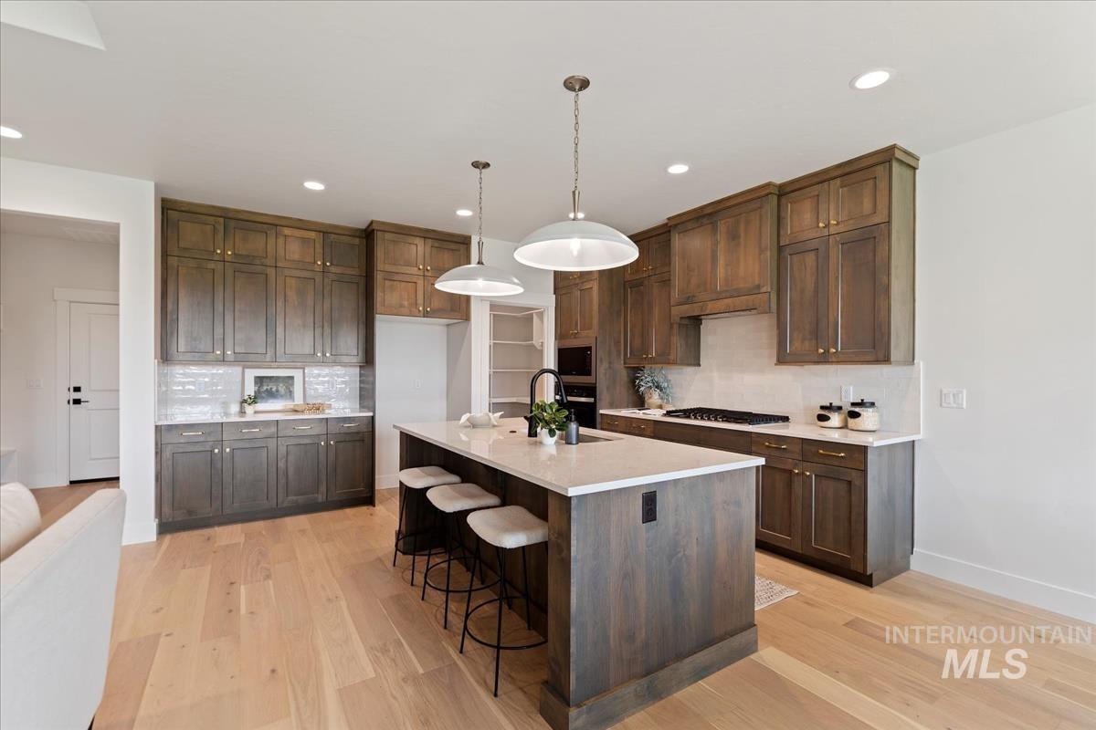 75 S Ryde Ave., Kuna, Idaho 83634, 3 Bedrooms, 2 Bathrooms, Residential For Sale, Price $599,800, 98903103