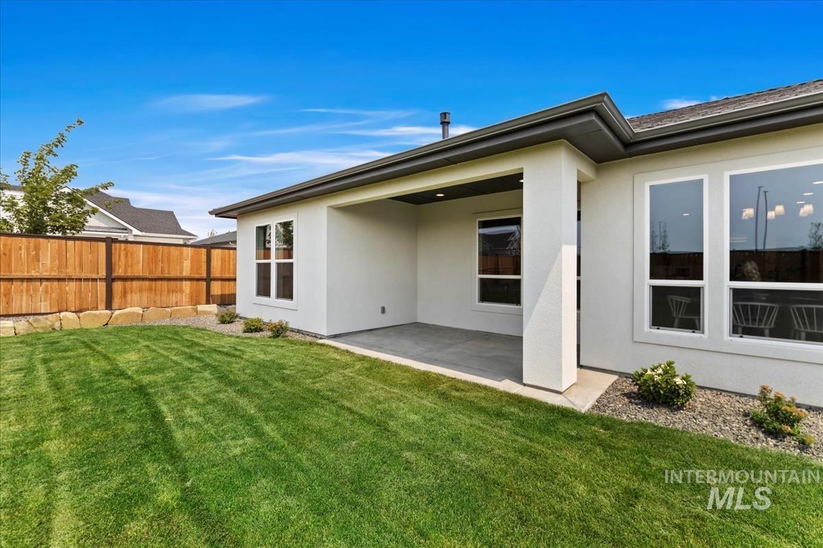 75 S Ryde Ave., Kuna, Idaho 83634, 3 Bedrooms, 2 Bathrooms, Residential For Sale, Price $599,800, 98903103