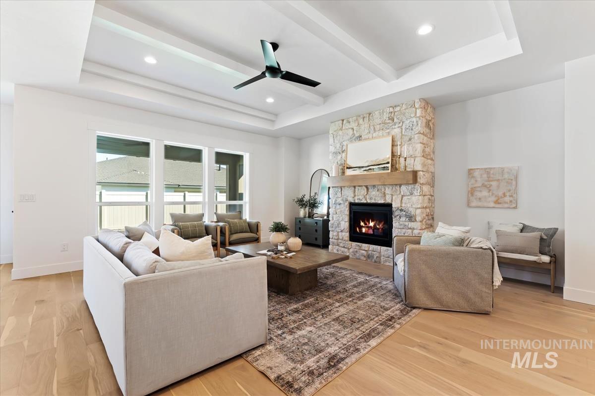 884 W Tall Prairie Dr., Meridian, Idaho 83642, 5 Bedrooms, 3.5 Bathrooms, Residential For Sale, Price $836,800, 98903183