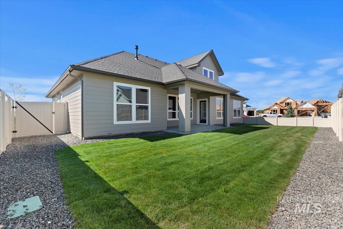884 W Tall Prairie Dr., Meridian, Idaho 83642, 5 Bedrooms, 3.5 Bathrooms, Residential For Sale, Price $836,800, 98903183