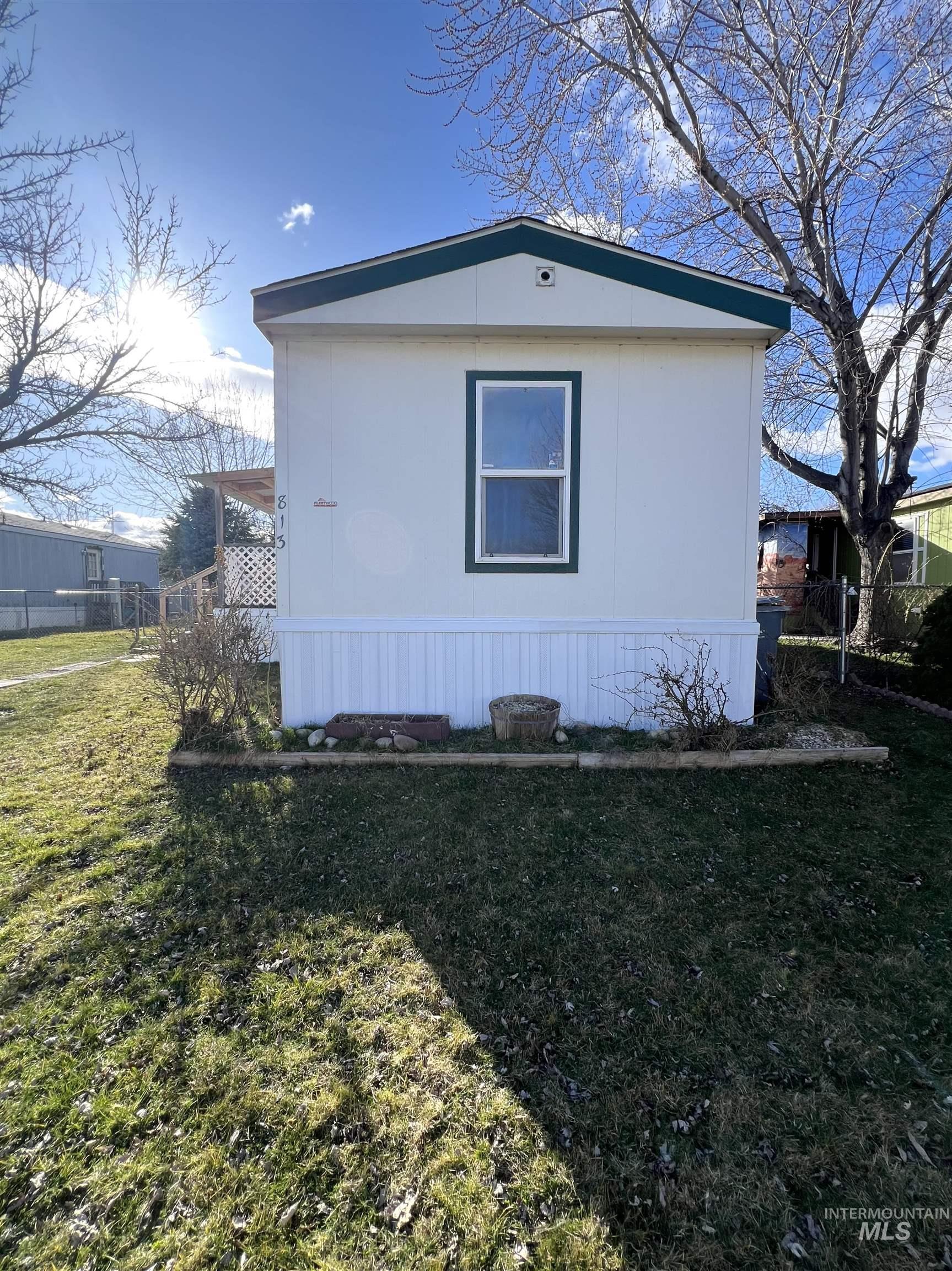813 Long Valley St, Nampa, Idaho 83687, 3 Bedrooms, 2 Bathrooms, Residential For Sale, Price $120,000,MLS 98903247
