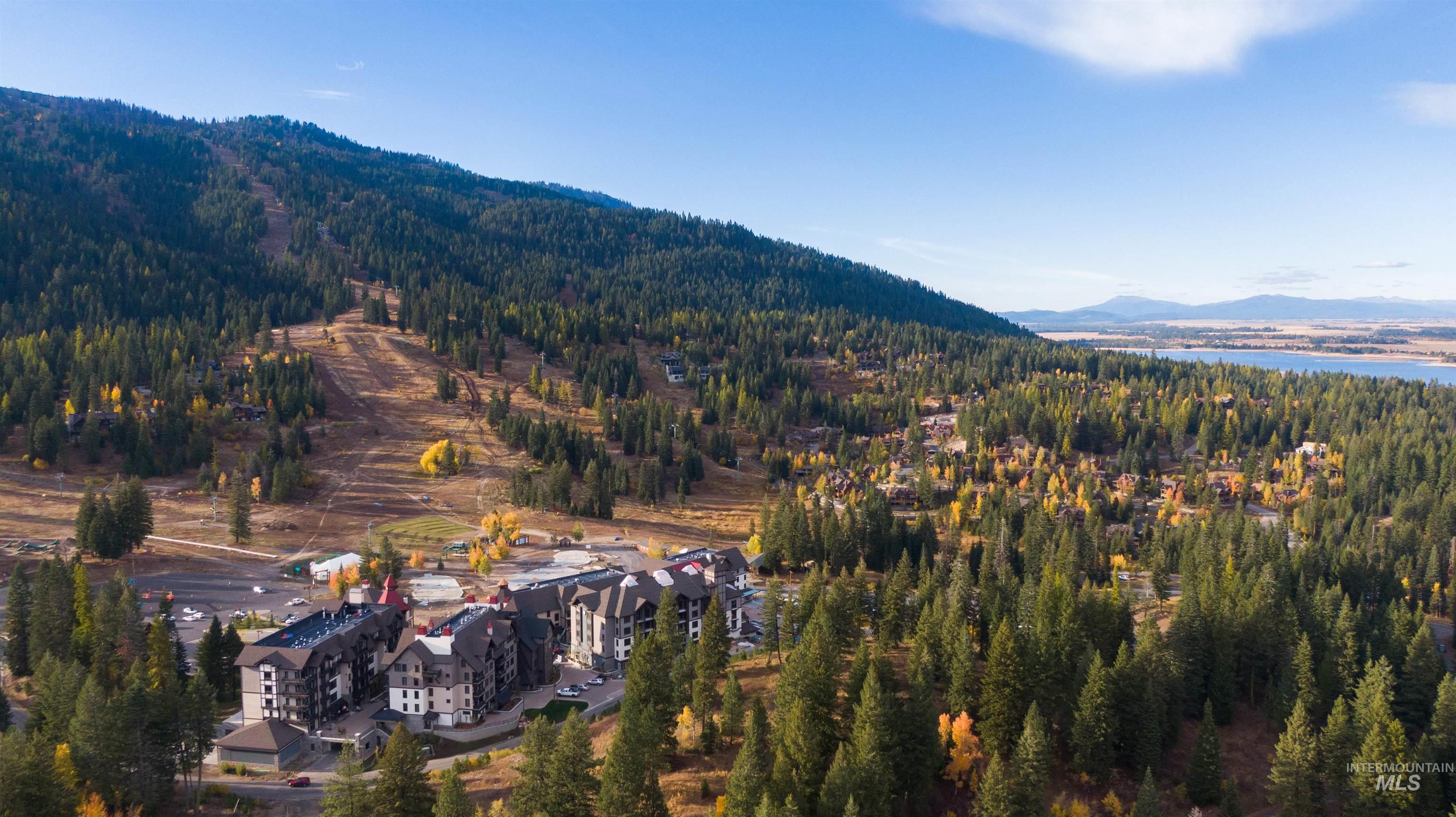 700 Village Drive, Donnelly, Idaho 83615, 2 Bedrooms, 2.5 Bathrooms, Residential For Sale, Price $1,799,000, 98903259