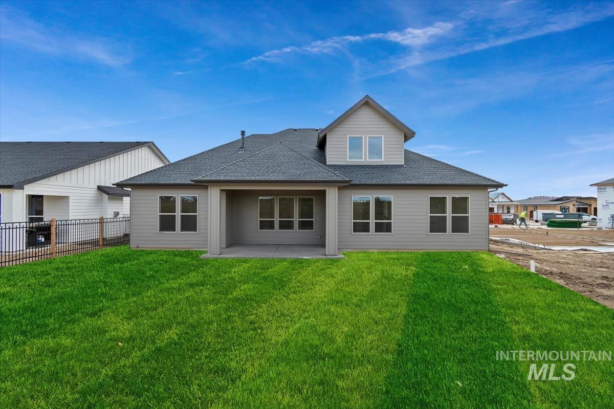 6652 W Piaffe St., Eagle, Idaho 83616, 5 Bedrooms, 3.5 Bathrooms, Residential For Sale, Price $899,800,MLS 98903906