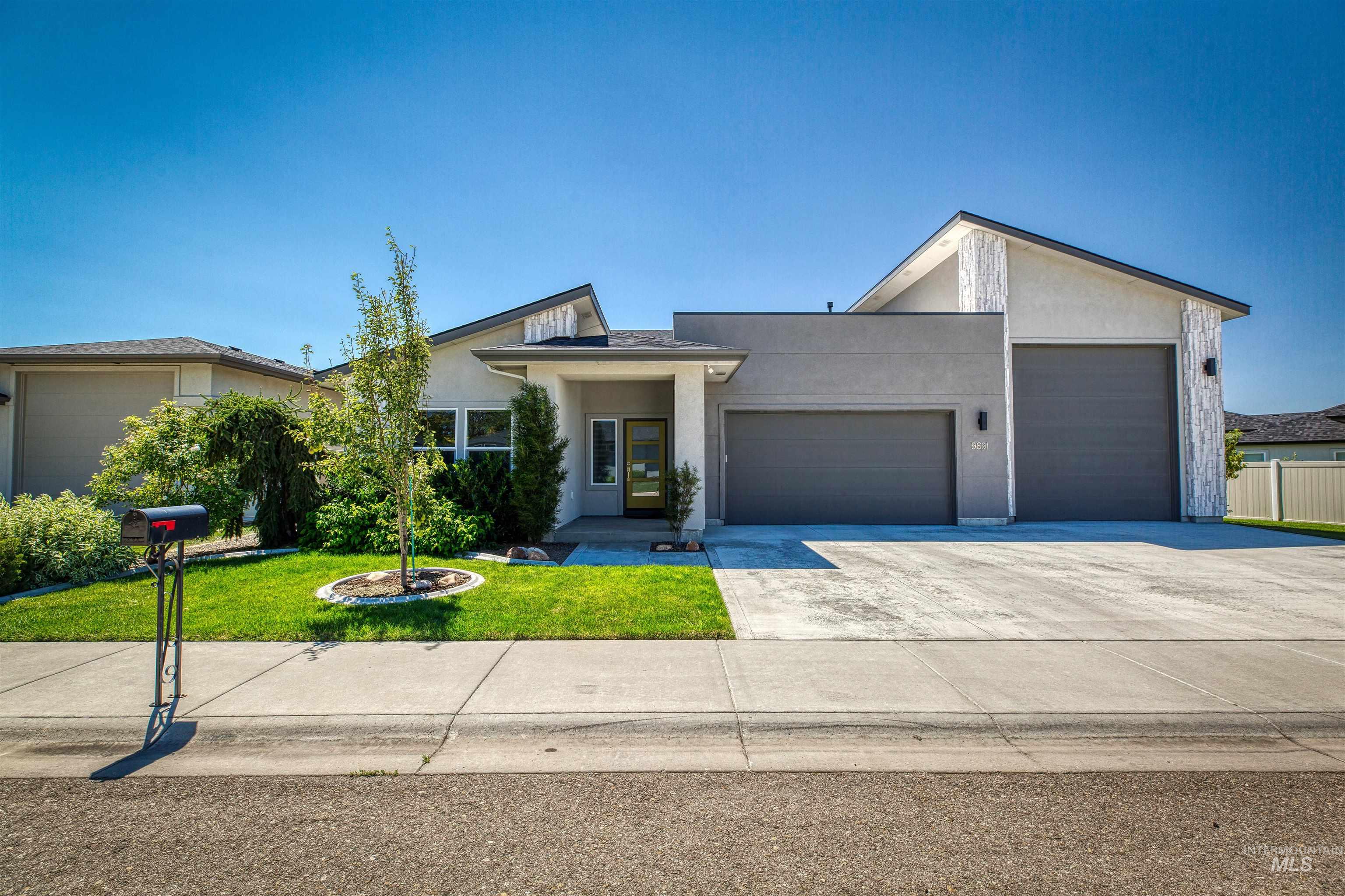 9691 W Sageberry Dr, Boise, Idaho 83709, 3 Bedrooms, 3 Bathrooms, Residential For Sale, Price $840,000,MLS 98903943