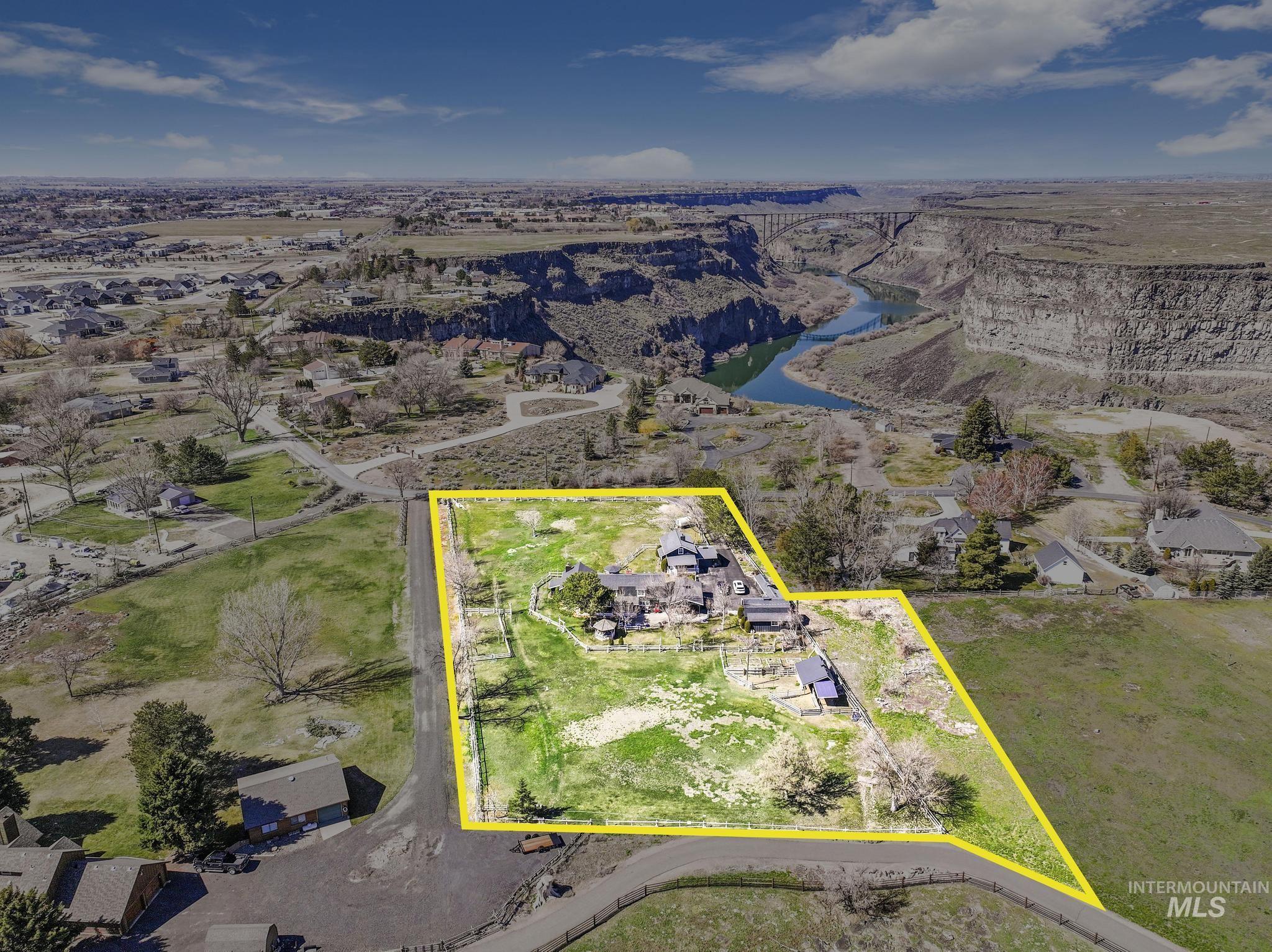 2654 Pole Line RD, Twin Falls, Idaho 83301, 4 Bedrooms, 3 Bathrooms, Residential For Sale, Price $875,000,MLS 98904188
