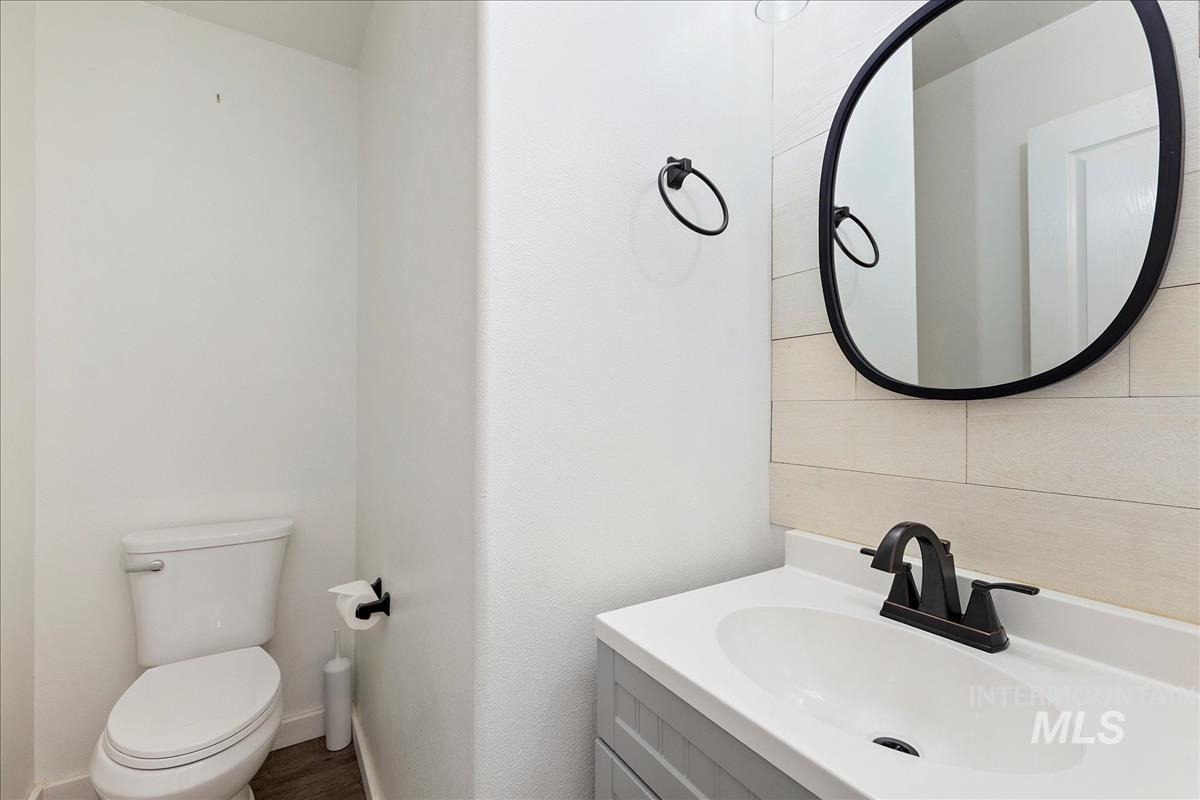 5899 S Augustine, Boise, Idaho 83709, 4 Bedrooms, 2.5 Bathrooms, Residential For Sale, Price $535,000,MLS 98904211