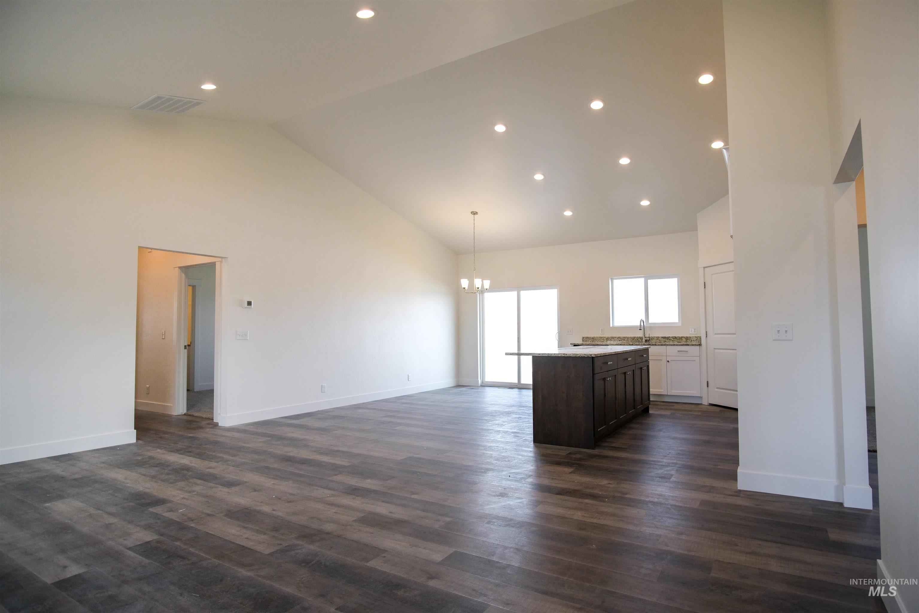 2431 Dorchester Avenue, Burley, Idaho 83318, 4 Bedrooms, 2 Bathrooms, Residential For Sale, Price $399,000, 98904583