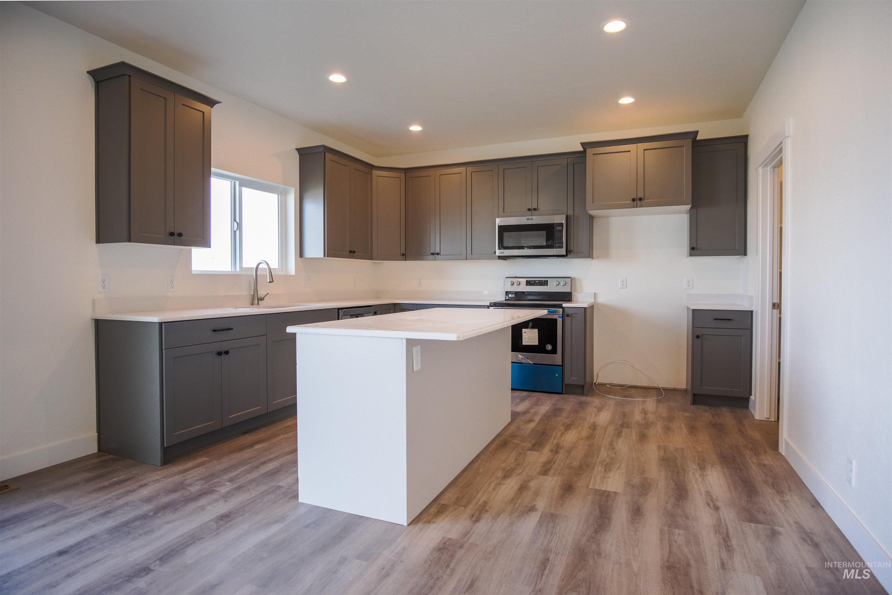 2441 Dorchester Ave, Burley, Idaho 83318, 4 Bedrooms, 2 Bathrooms, Residential For Sale, Price $449,000, 98904625