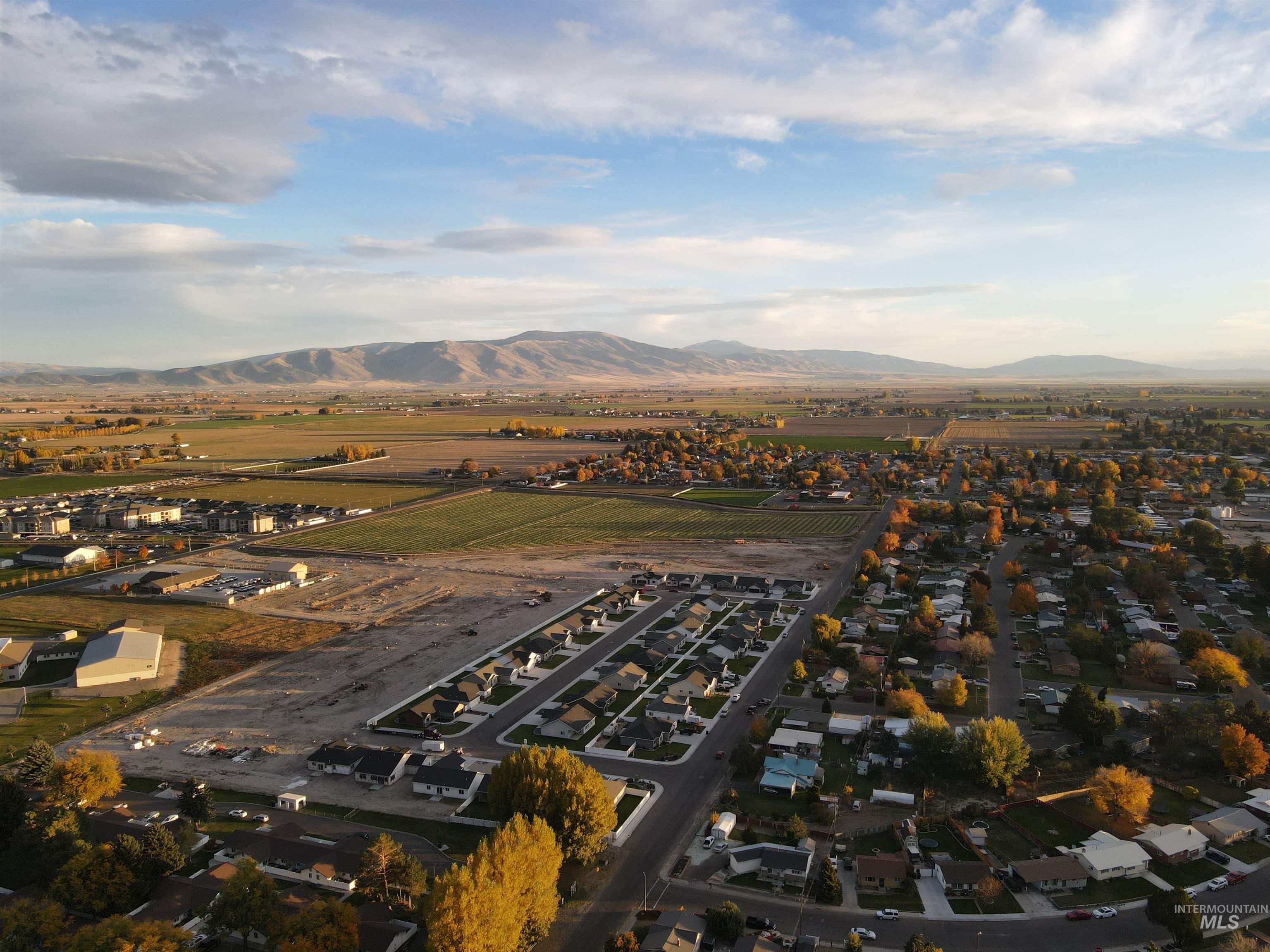 2441 Dorchester Ave, Burley, Idaho 83318, 4 Bedrooms, 2 Bathrooms, Residential For Sale, Price $449,000, 98904625