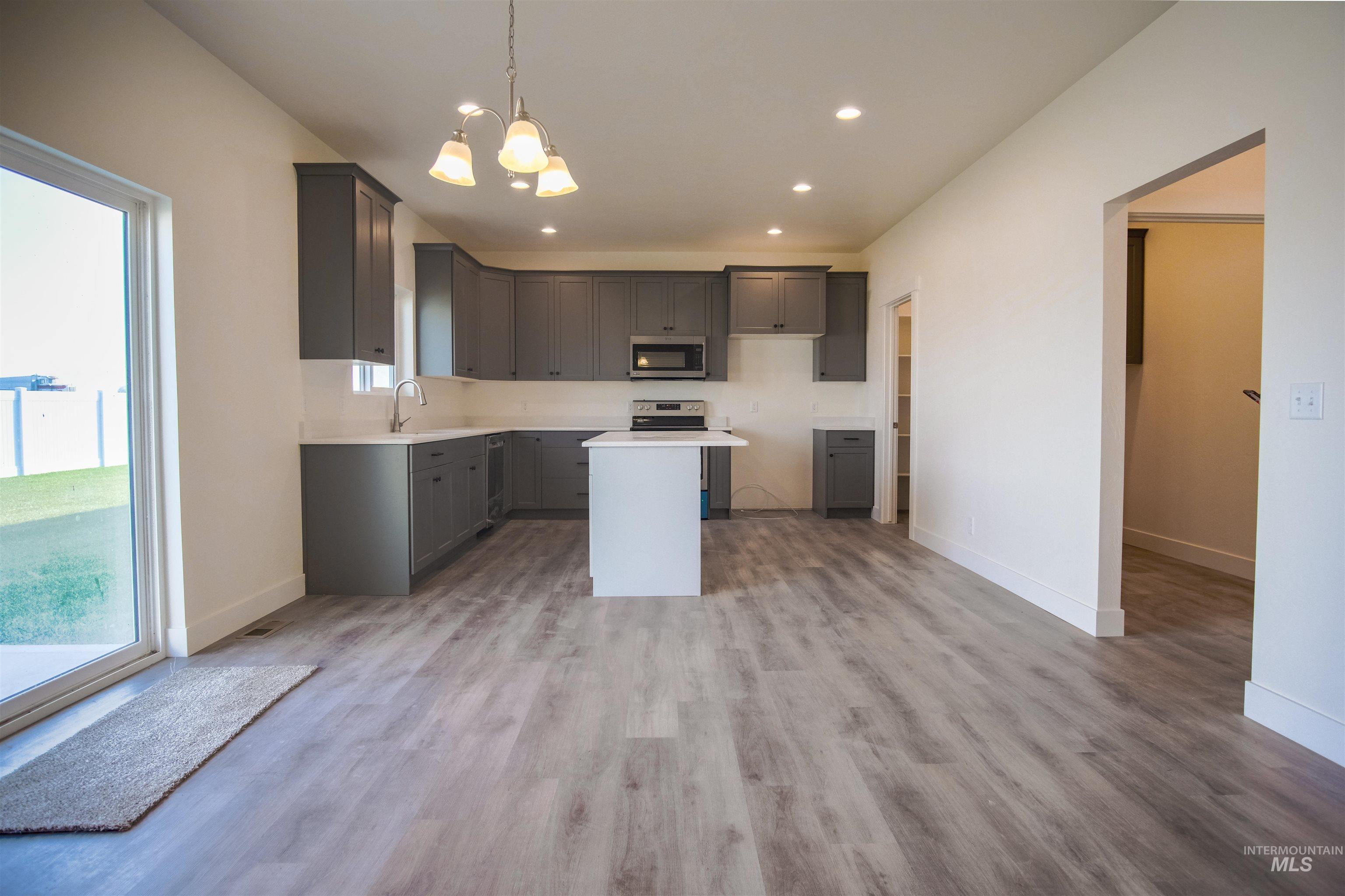 2441 Dorchester Ave, Burley, Idaho 83318, 4 Bedrooms, 2 Bathrooms, Residential For Sale, Price $449,000, 98904625