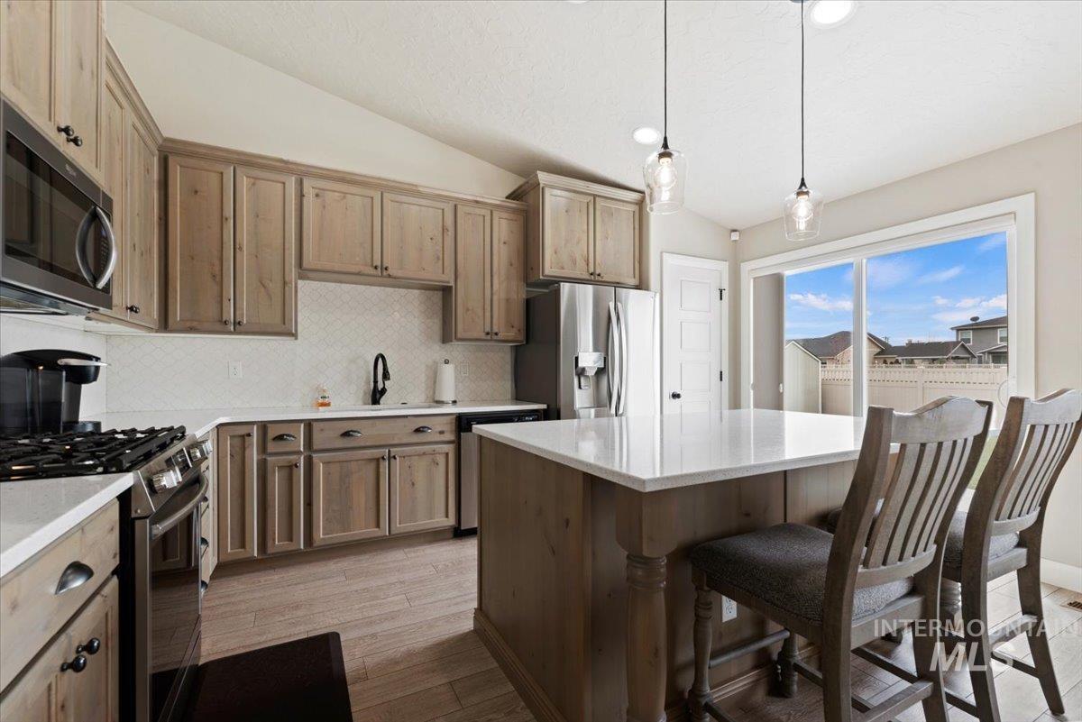 17407 N Flagstaff Way, Nampa, Idaho 83687, 3 Bedrooms, 2 Bathrooms, Residential For Sale, Price $435,000,MLS 98904993