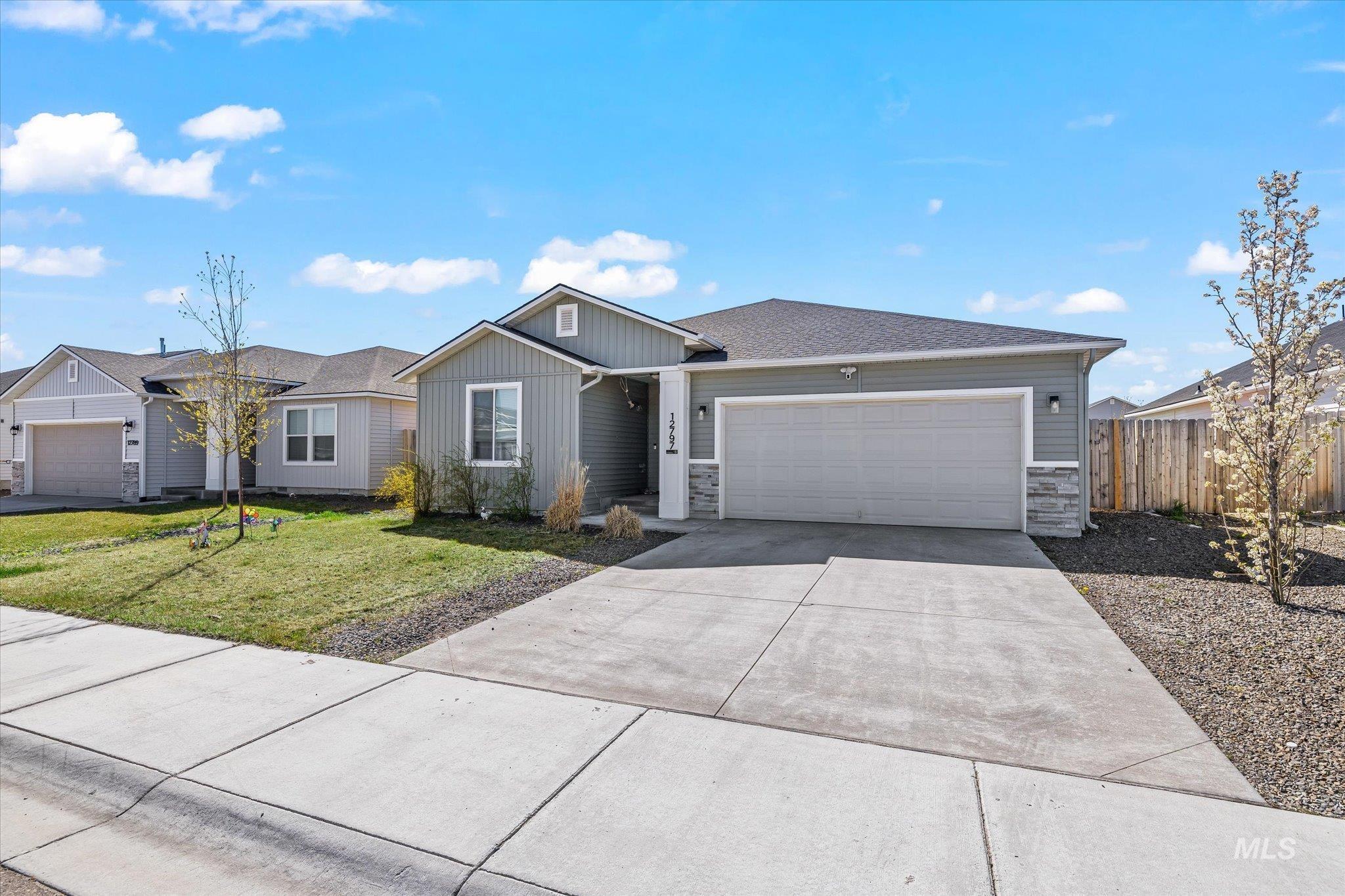12797 Sondra St, Caldwell, Idaho 83607, 3 Bedrooms, 2 Bathrooms, Residential For Sale, Price $389,900,MLS 98905506