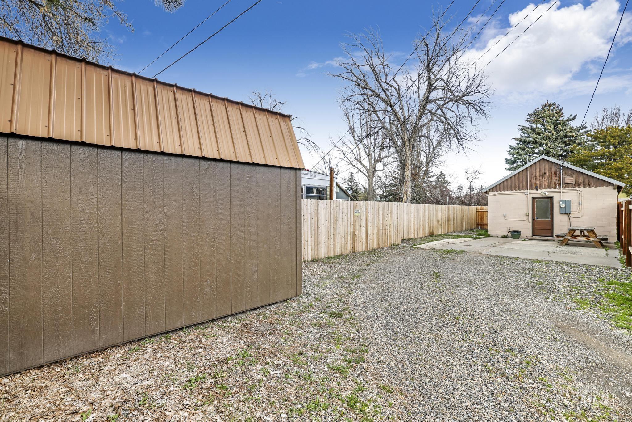717 3rd Ave E, Gooding, Idaho 83330, 1 Bedroom, 1 Bathroom, Residential For Sale, Price $149,990,MLS 98905782