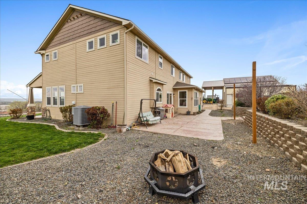 2724 Colina Ct, Parma, Idaho 83660, 4 Bedrooms, 3.5 Bathrooms, Residential For Sale, Price $1,075,000,MLS 98905791