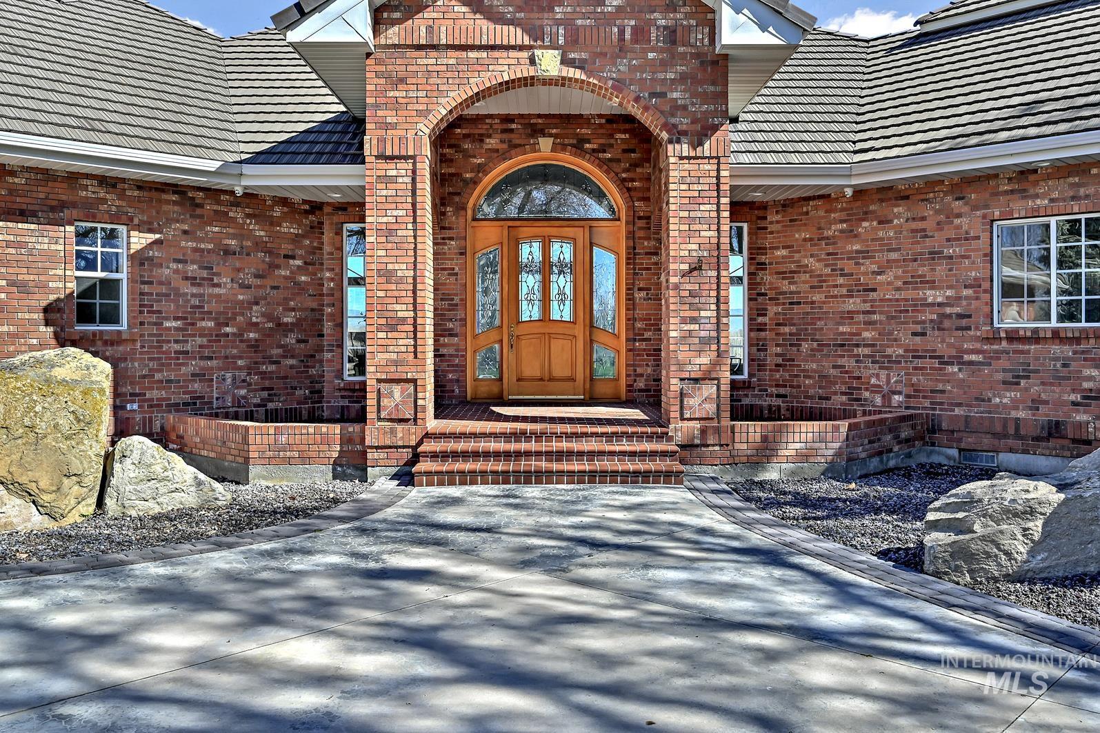 2200 W Clearvue Ct, Eagle, Idaho 83616, 4 Bedrooms, 3.5 Bathrooms, Residential For Sale, Price $3,400,000,MLS 98905793