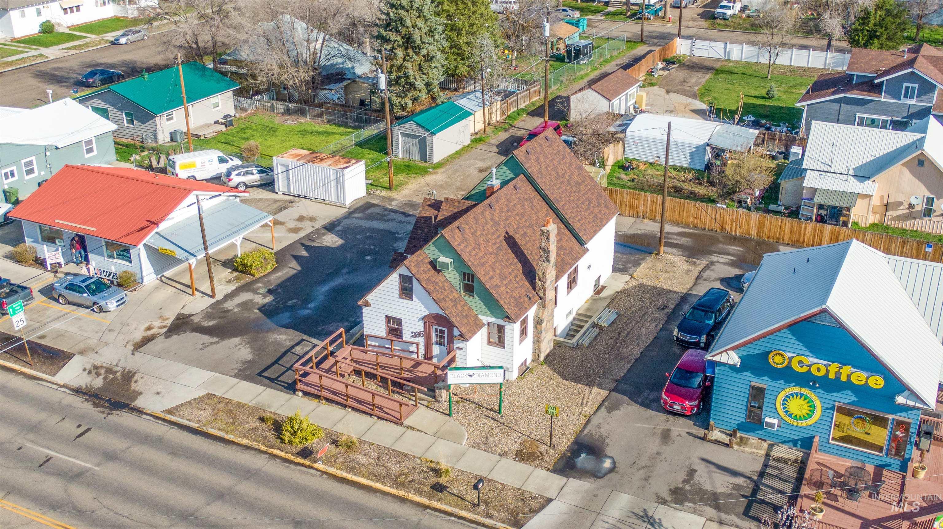 235 W Idaho Avenue, Ontario, Idaho 97914, 9 Rooms, Business/Commercial For Sale, Price $300,000,MLS 98906091