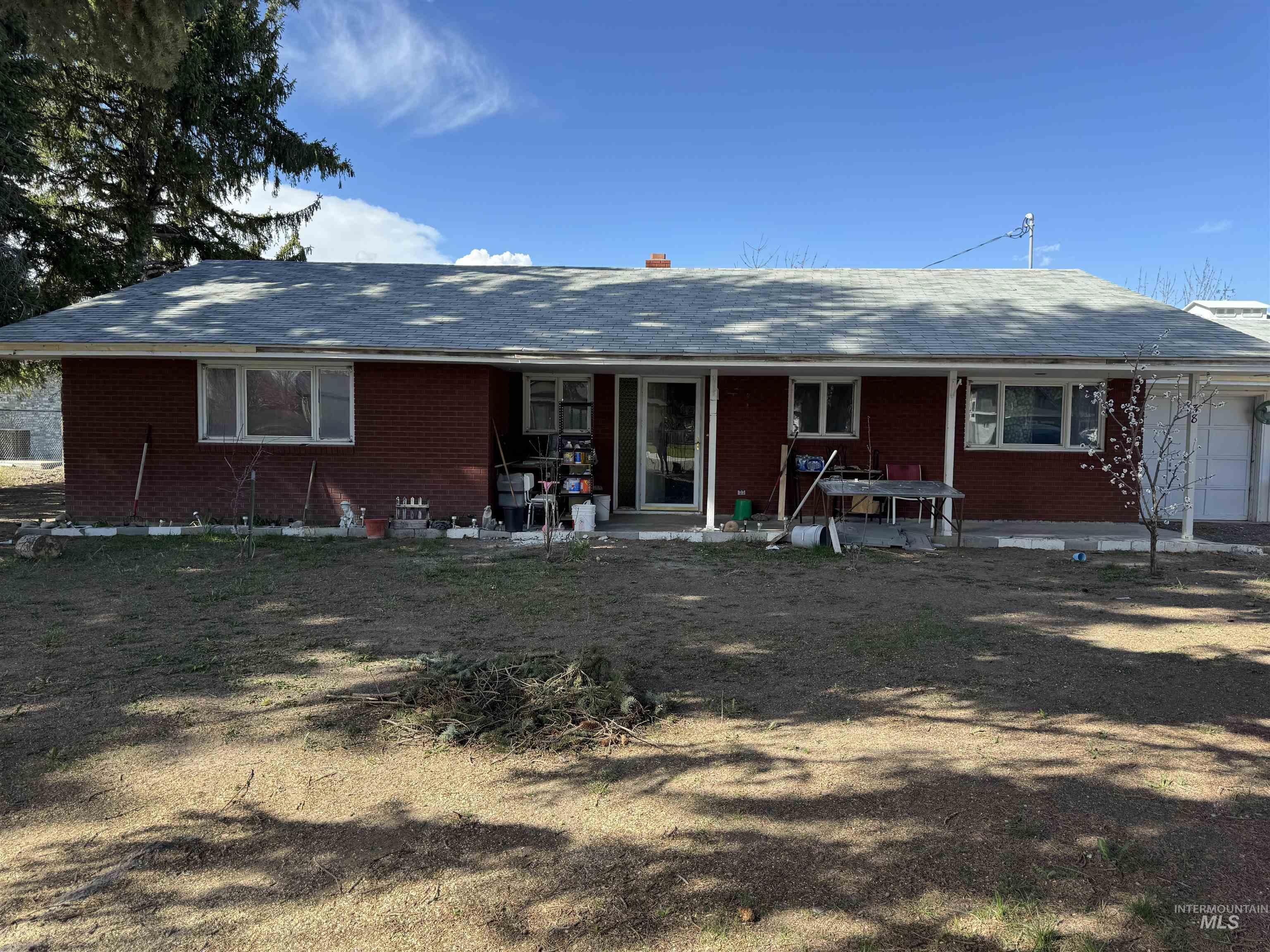 138 W Palmer Rd, Burley, Idaho 83318, 4 Bedrooms, 2 Bathrooms, Residential For Sale, Price $400,000,MLS 98906756