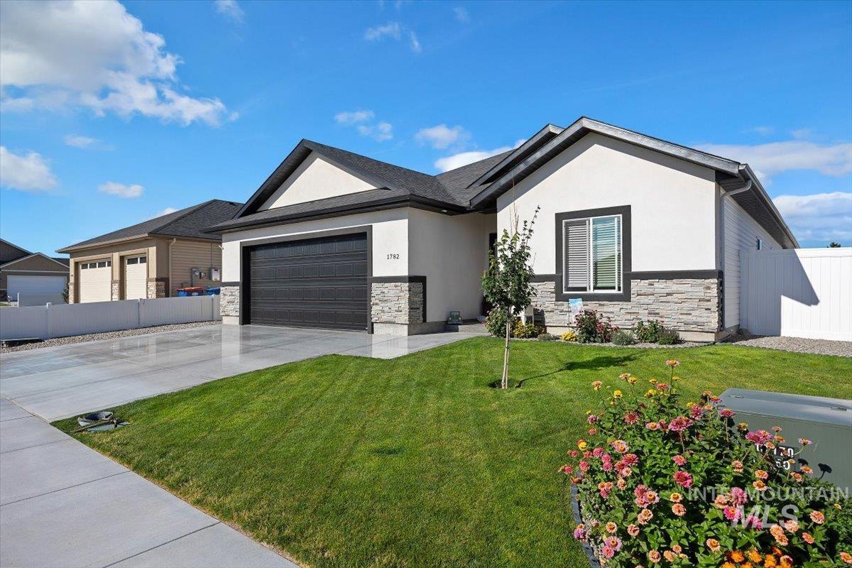 1782 Conner Street, Twin Falls, Idaho 83301, 3 Bedrooms, 2 Bathrooms, Residential For Sale, Price $379,900,MLS 98906761