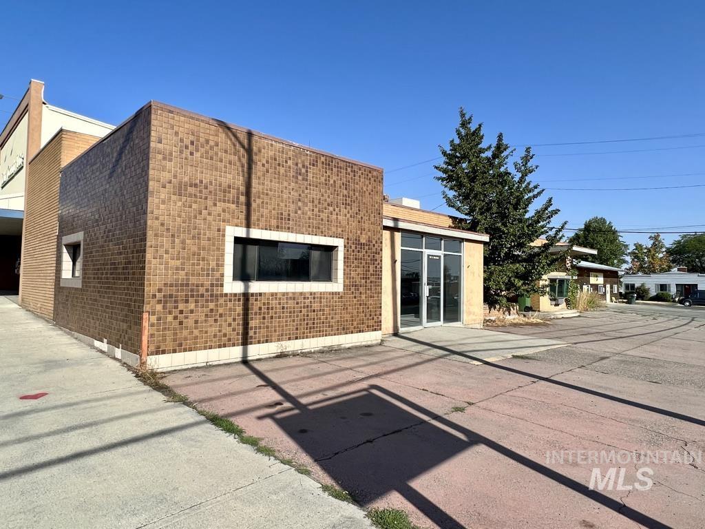 102 N College Street, Grangeville, Idaho 83530, Business/Commercial For Sale, Price $246,000,MLS 98906863