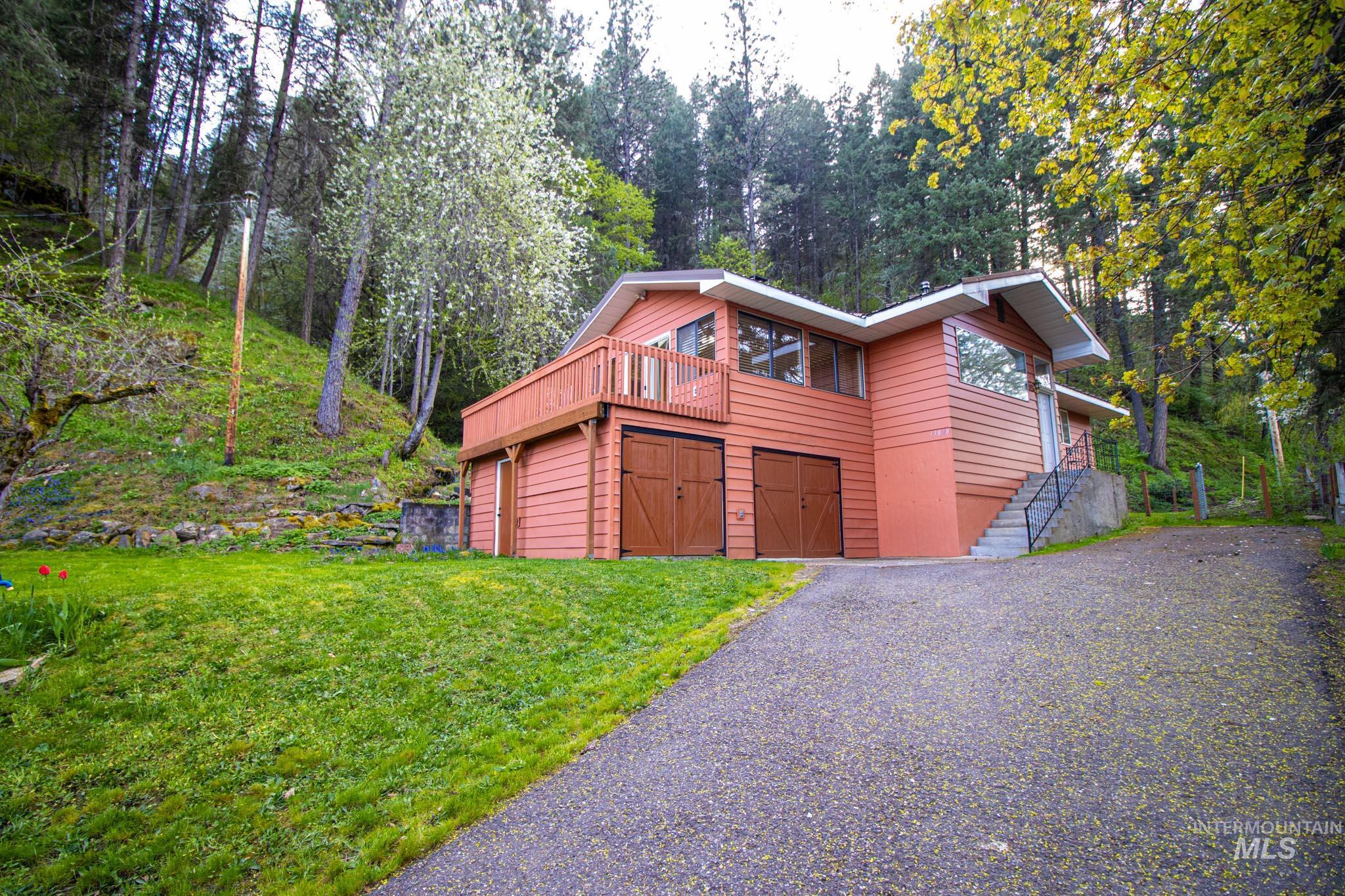 13828 W 4th Ave, Orofino, Idaho 83544, 2 Bedrooms, 2 Bathrooms, Residential For Sale, Price $319,000,MLS 98906872