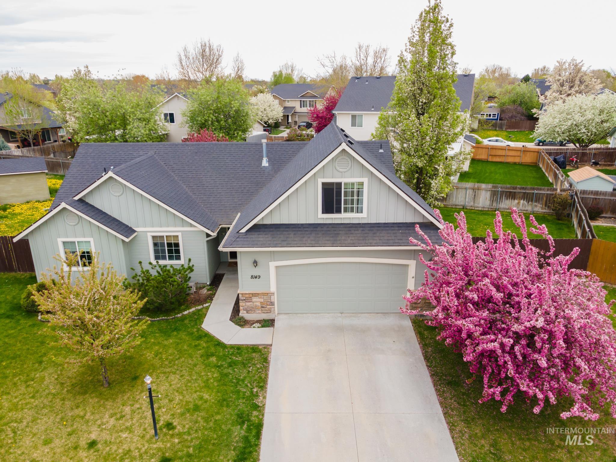 8149 E Gallatin Ct, Nampa, Idaho 83687, 3 Bedrooms, 2 Bathrooms, Residential For Sale, Price $384,900,MLS 98906902