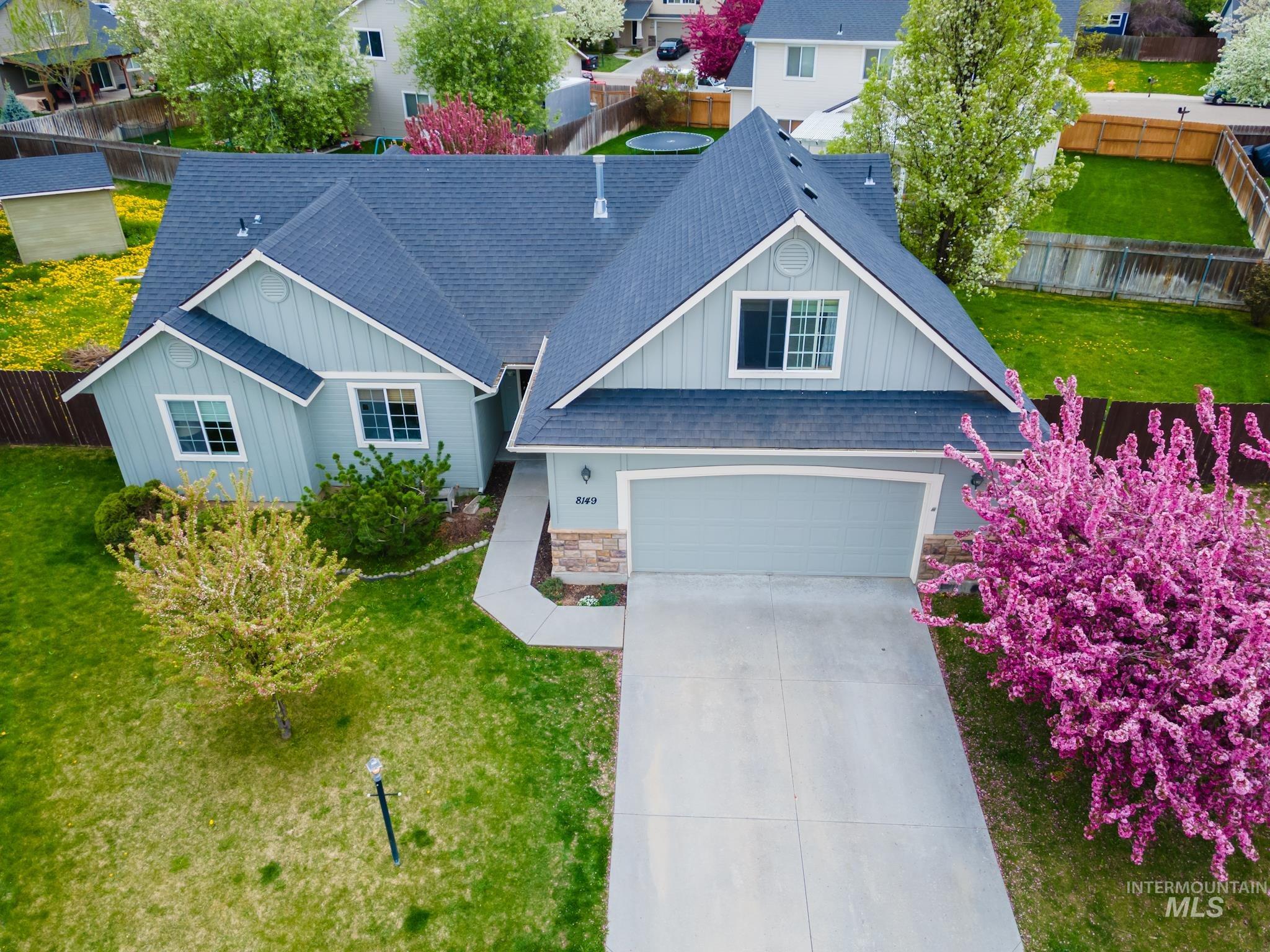 8149 E Gallatin Ct, Nampa, Idaho 83687, 3 Bedrooms, 2 Bathrooms, Residential For Sale, Price $384,900,MLS 98906902