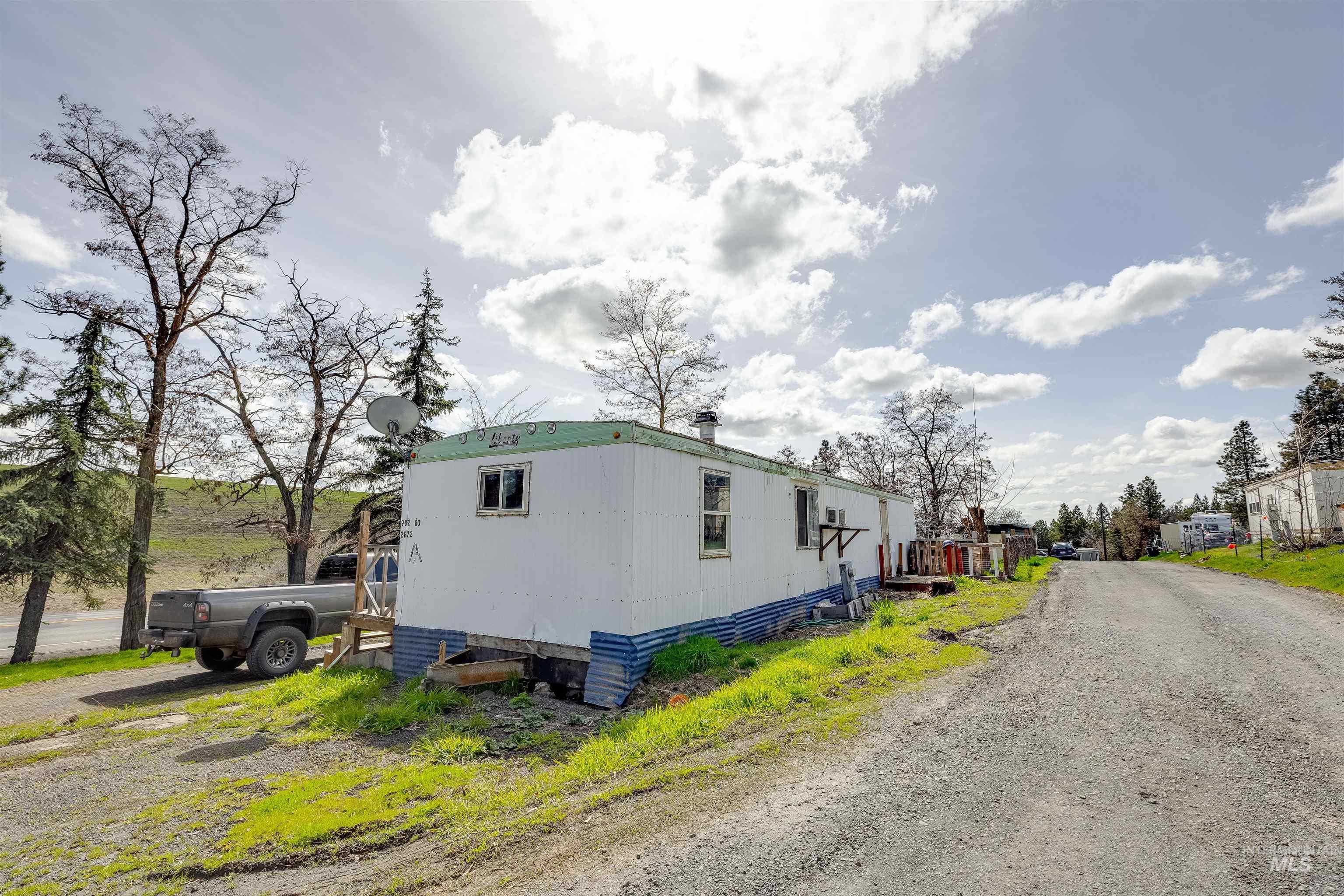 2979 S HWY 95, Moscow, Idaho 83843, 2 Bedrooms, 1 Bathroom, Residential For Sale, Price $25,000,MLS 98907045