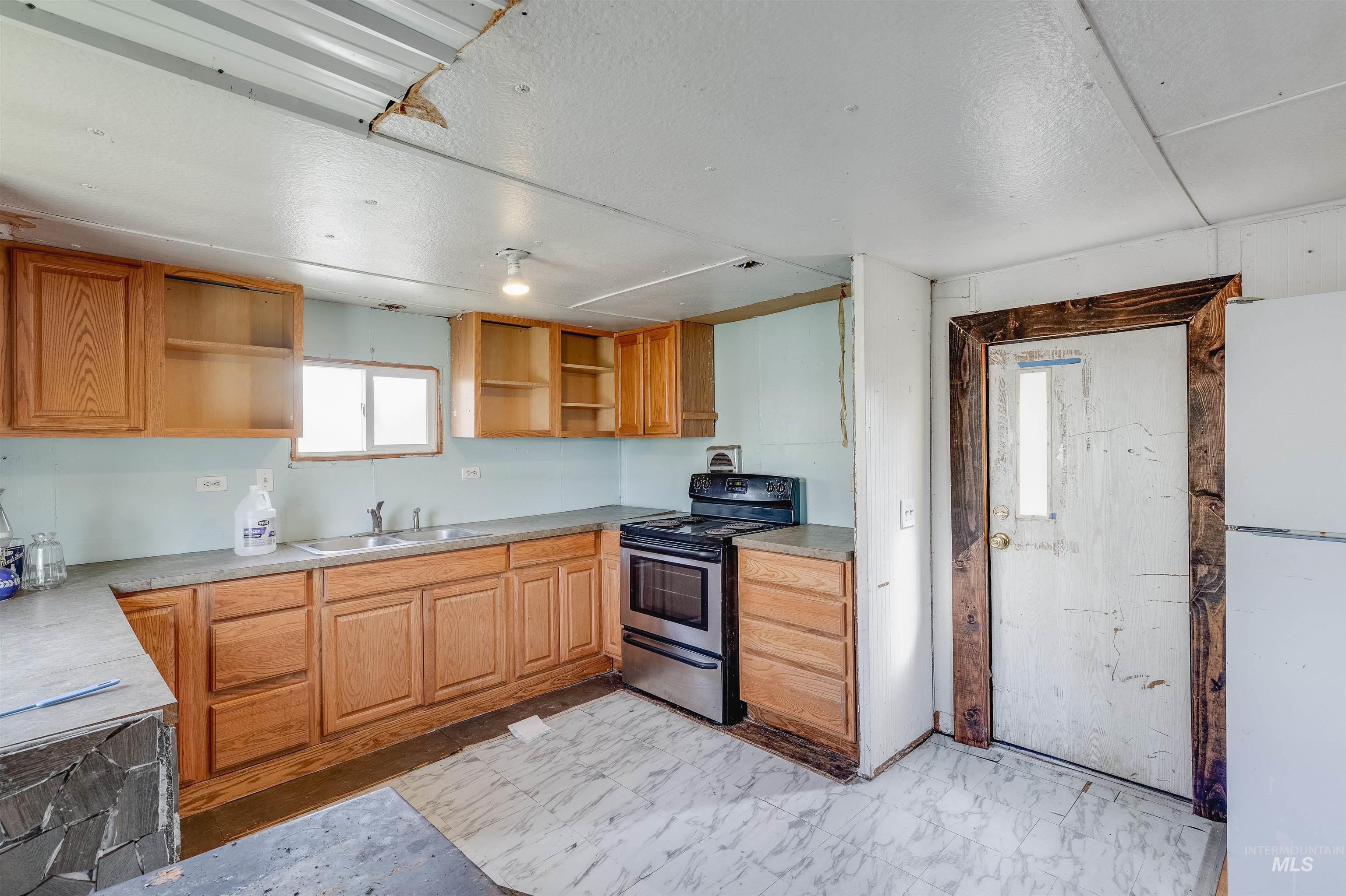 2979 S HWY 95, Moscow, Idaho 83843, 2 Bedrooms, 1 Bathroom, Residential For Sale, Price $25,000,MLS 98907045