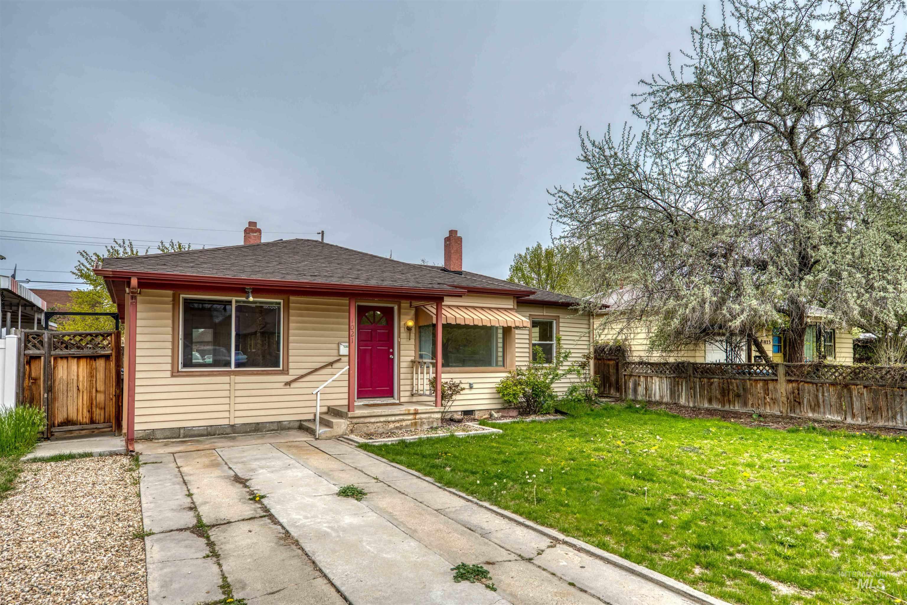 1021 Fillmore St., Caldwell, Idaho 83605, 3 Bedrooms, 2 Bathrooms, Residential For Sale, Price $355,000,MLS 98907123