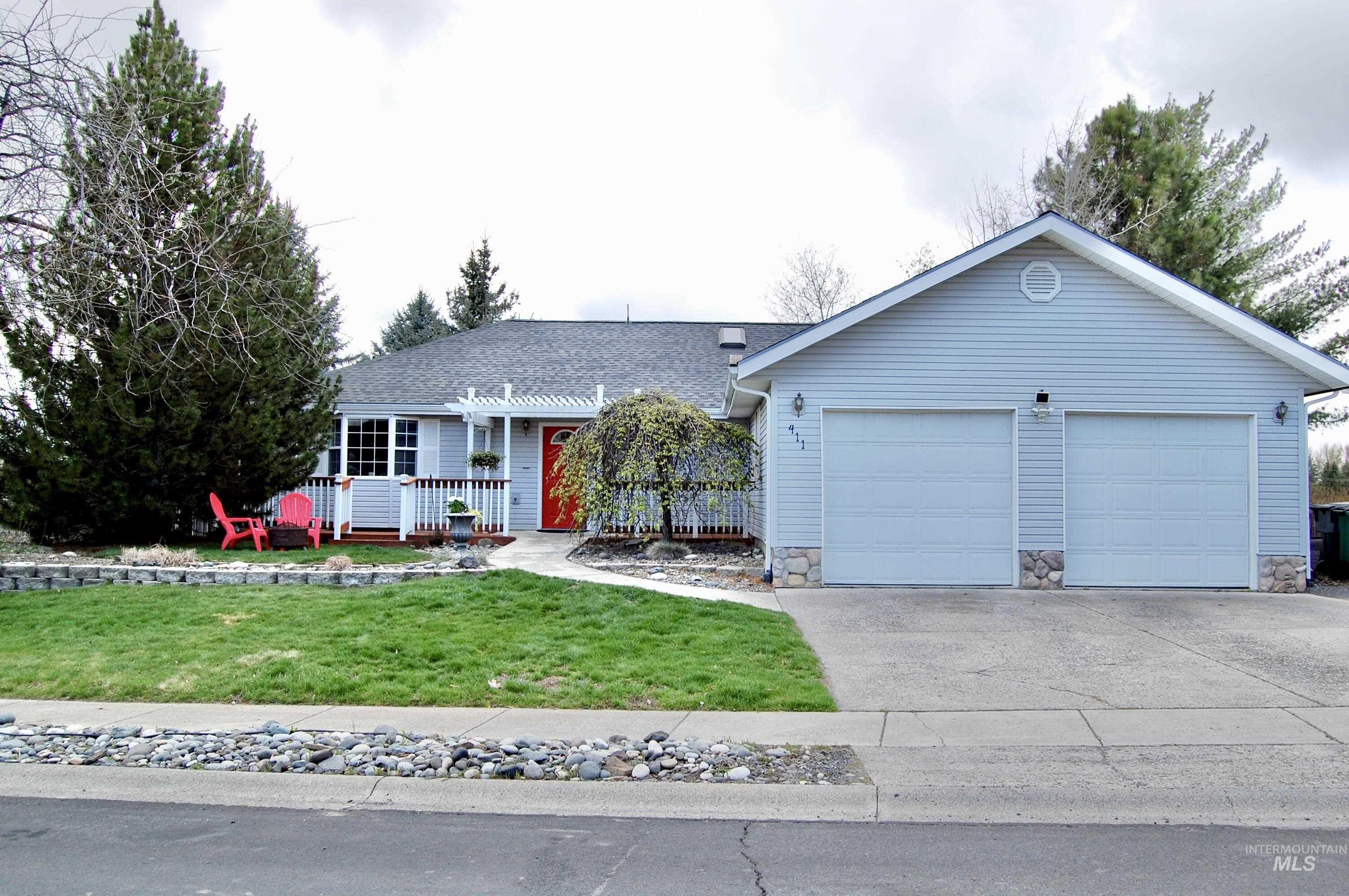 411 Harvest Dr, Moscow, Idaho 83843, 6 Bedrooms, 3 Bathrooms, Residential For Sale, Price $629,900,MLS 98907177