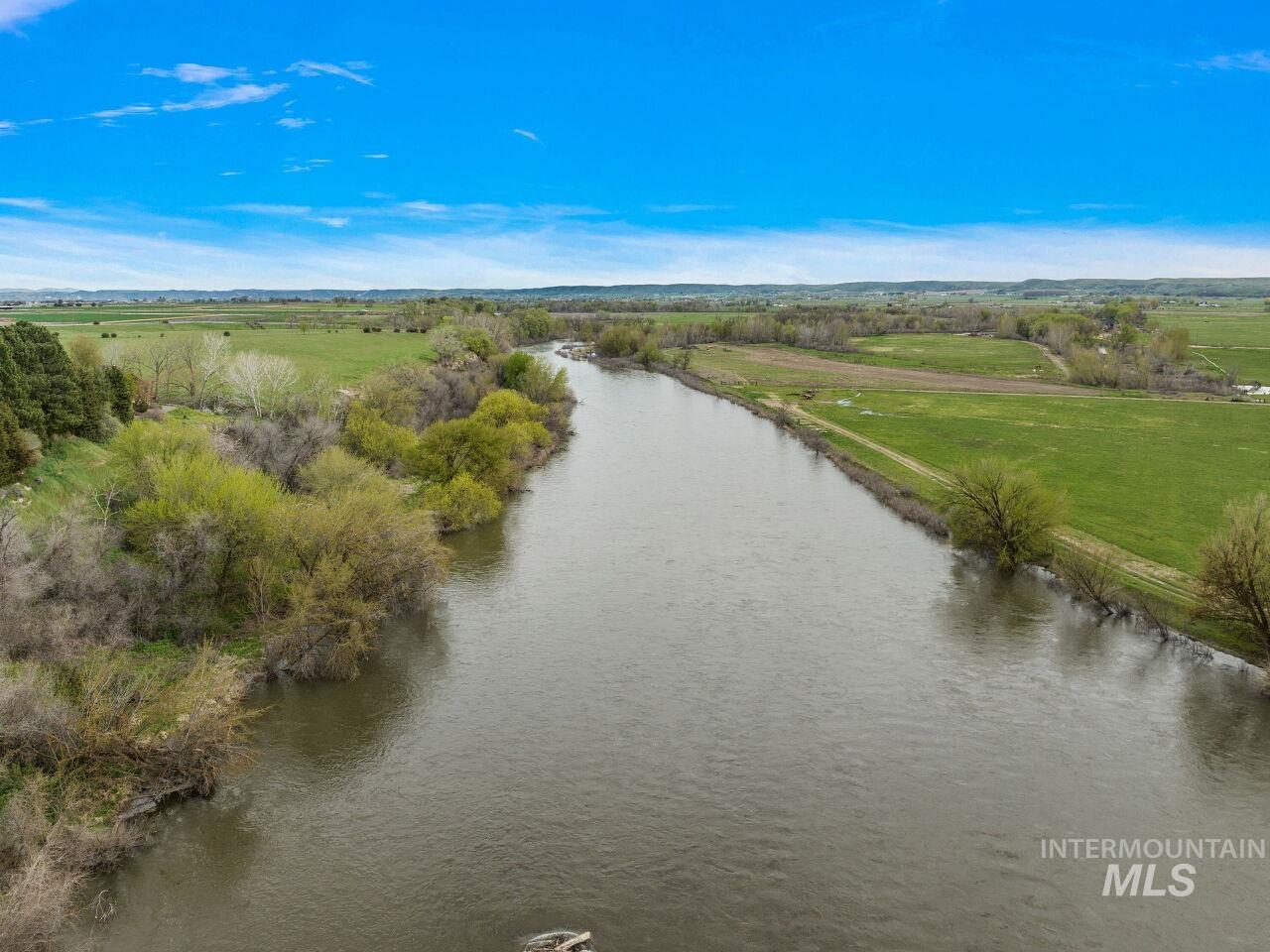 11775 Lower Bench Road, Emmett, Idaho 83617, 3 Bedrooms, 2 Bathrooms, Residential For Sale, Price $1,195,000,MLS 98907290