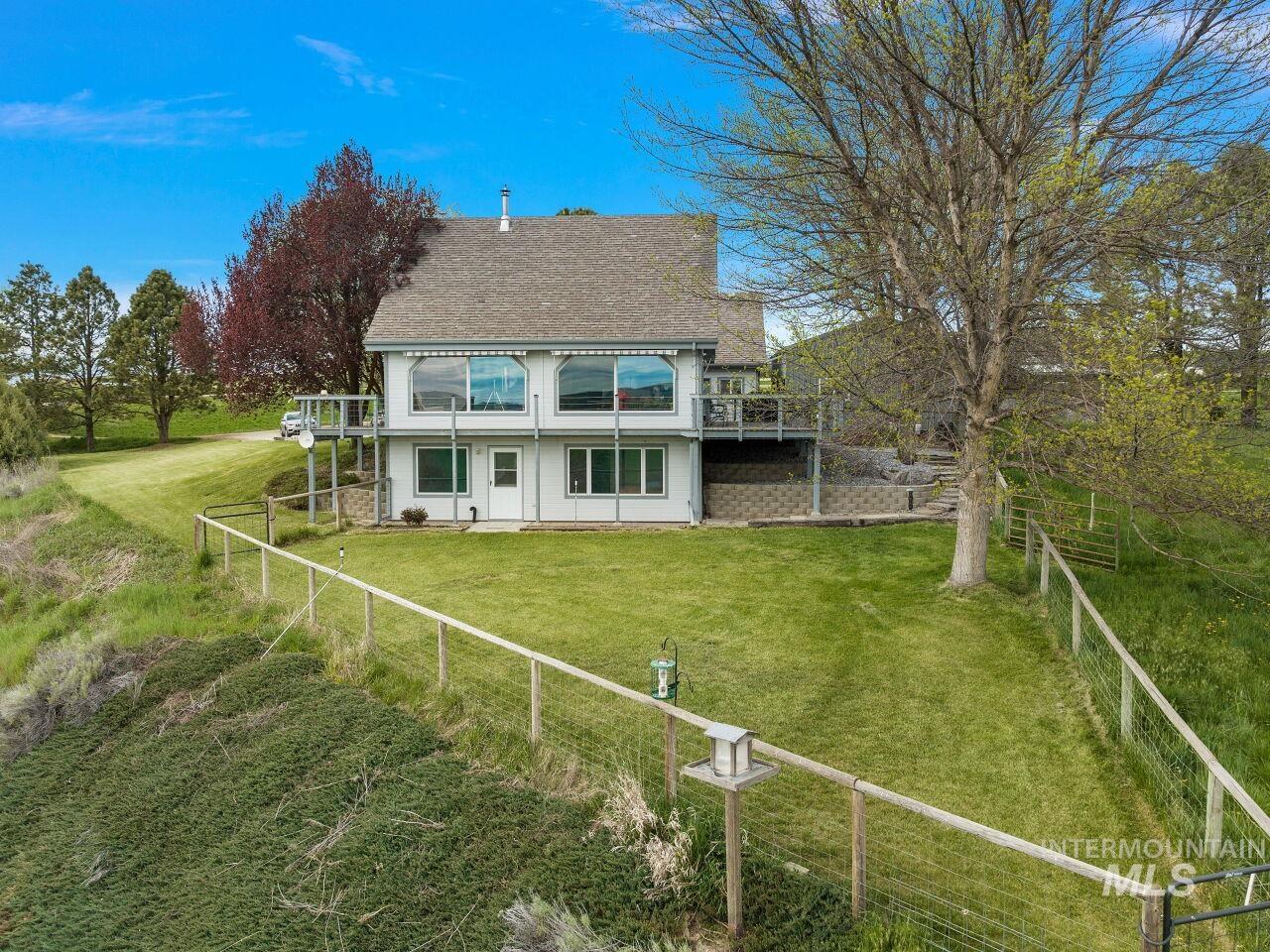 11775 Lower Bench Road, Emmett, Idaho 83617, 3 Bedrooms, 2 Bathrooms, Residential For Sale, Price $1,195,000,MLS 98907290