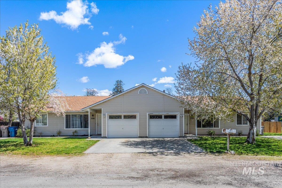 2380 and 2382 S Denver Ave, Boise, Idaho 83706, 2 Bedrooms, 1 Bathroom, Residential Income For Sale, Price $620,000,MLS 98907434